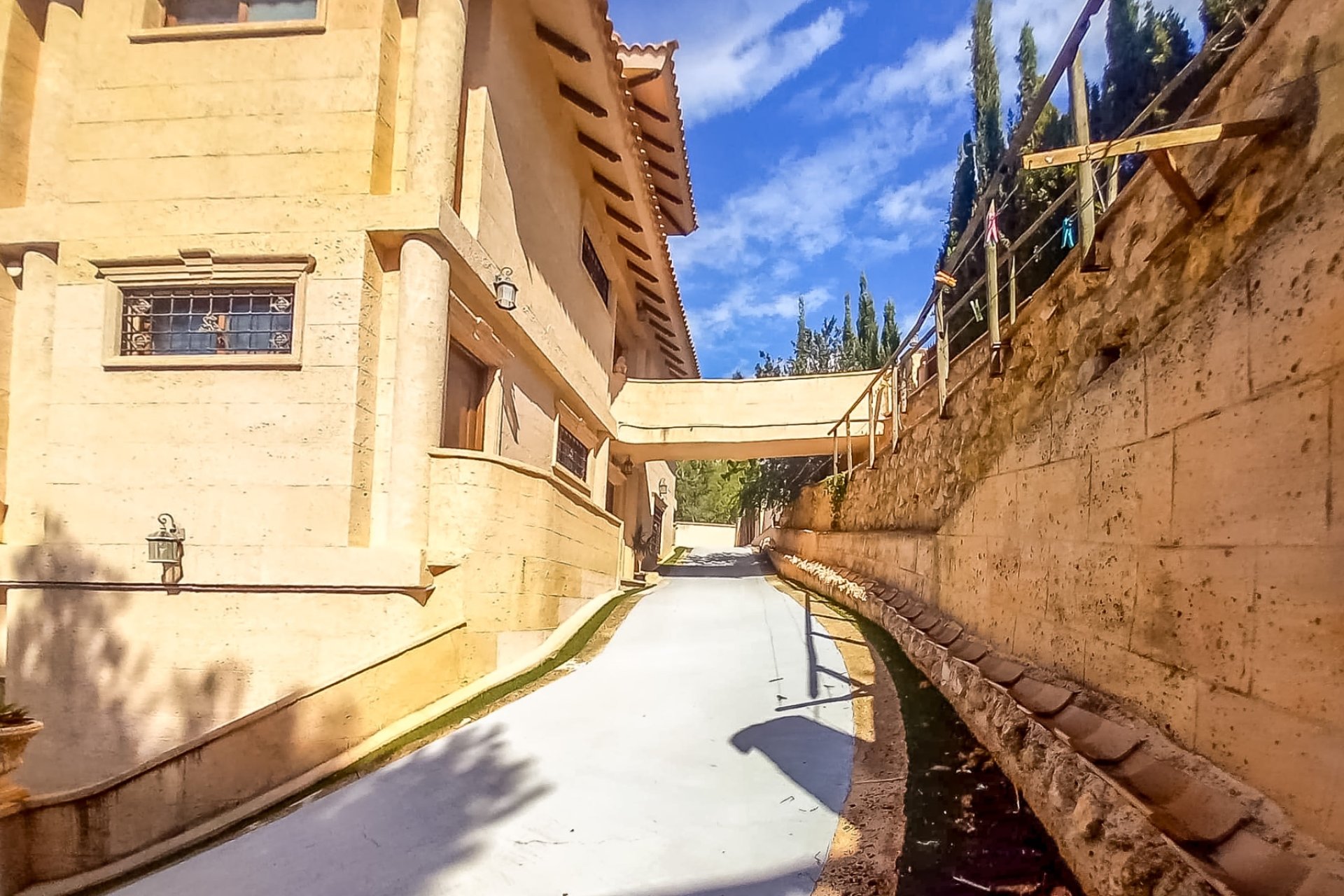Revente -  Chalet / Villa -
Altea