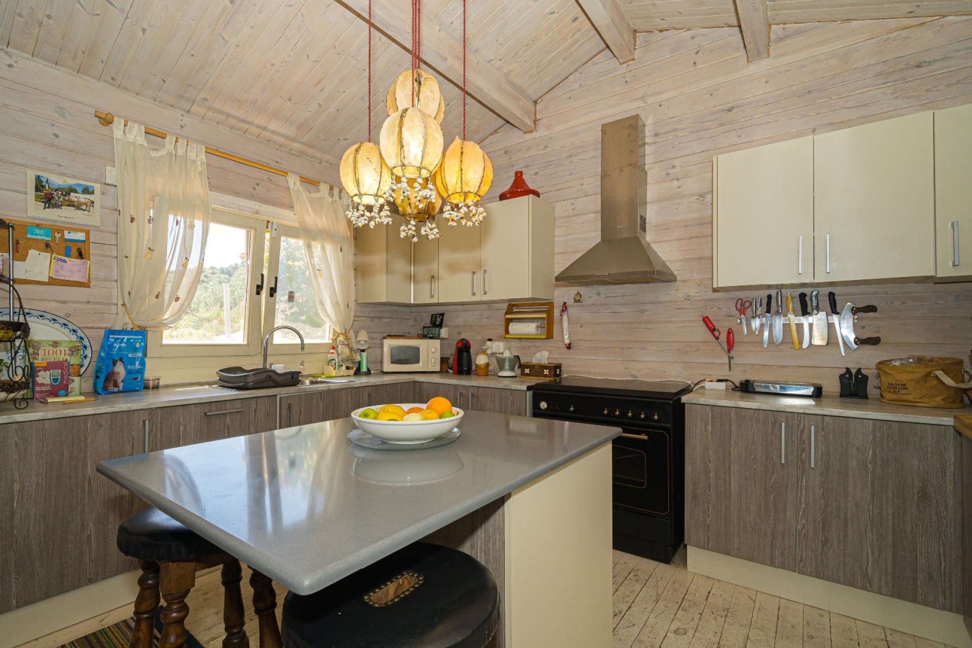 Revente -  Chalet / Villa -
Confrides