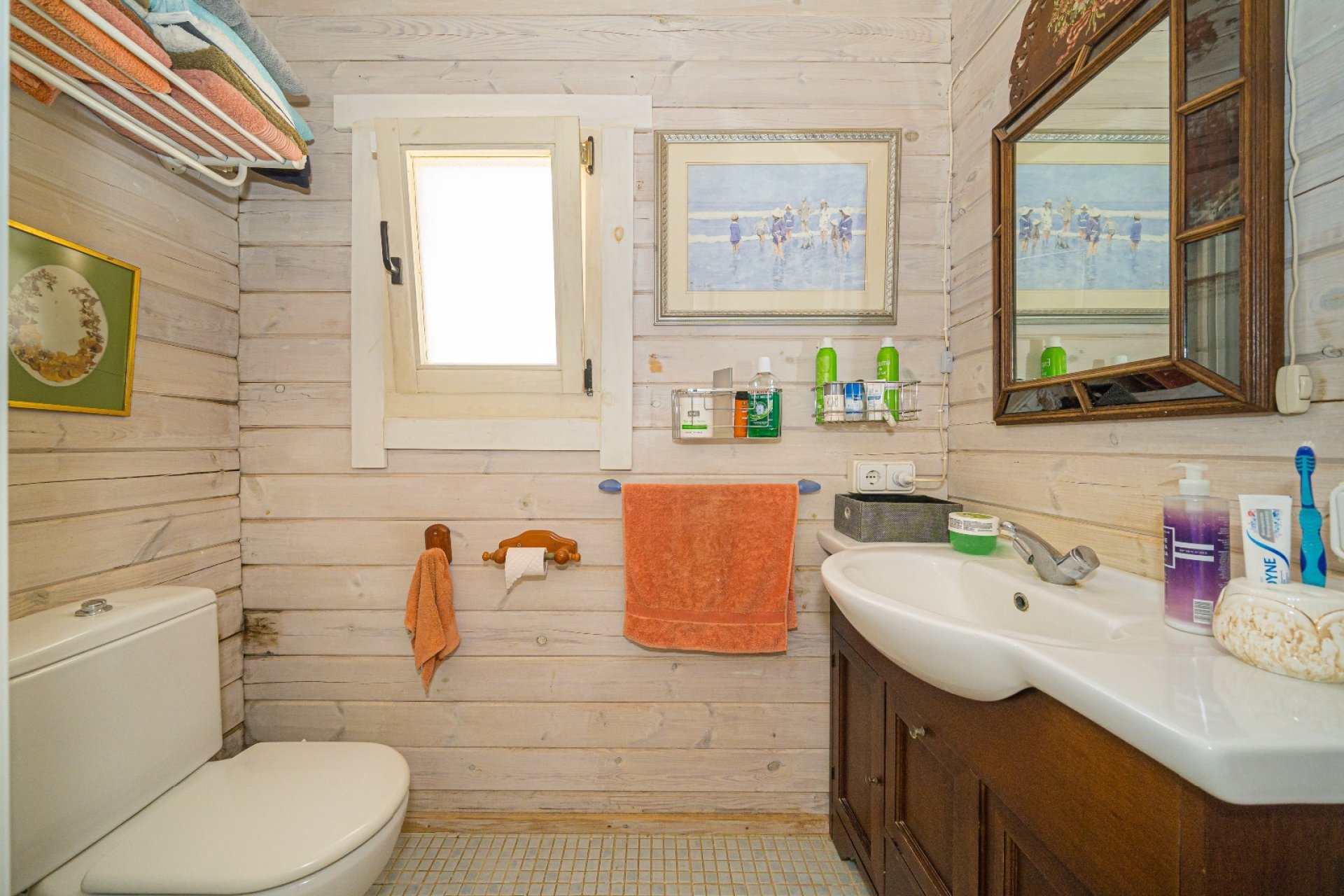 Revente -  Chalet / Villa -
Confrides
