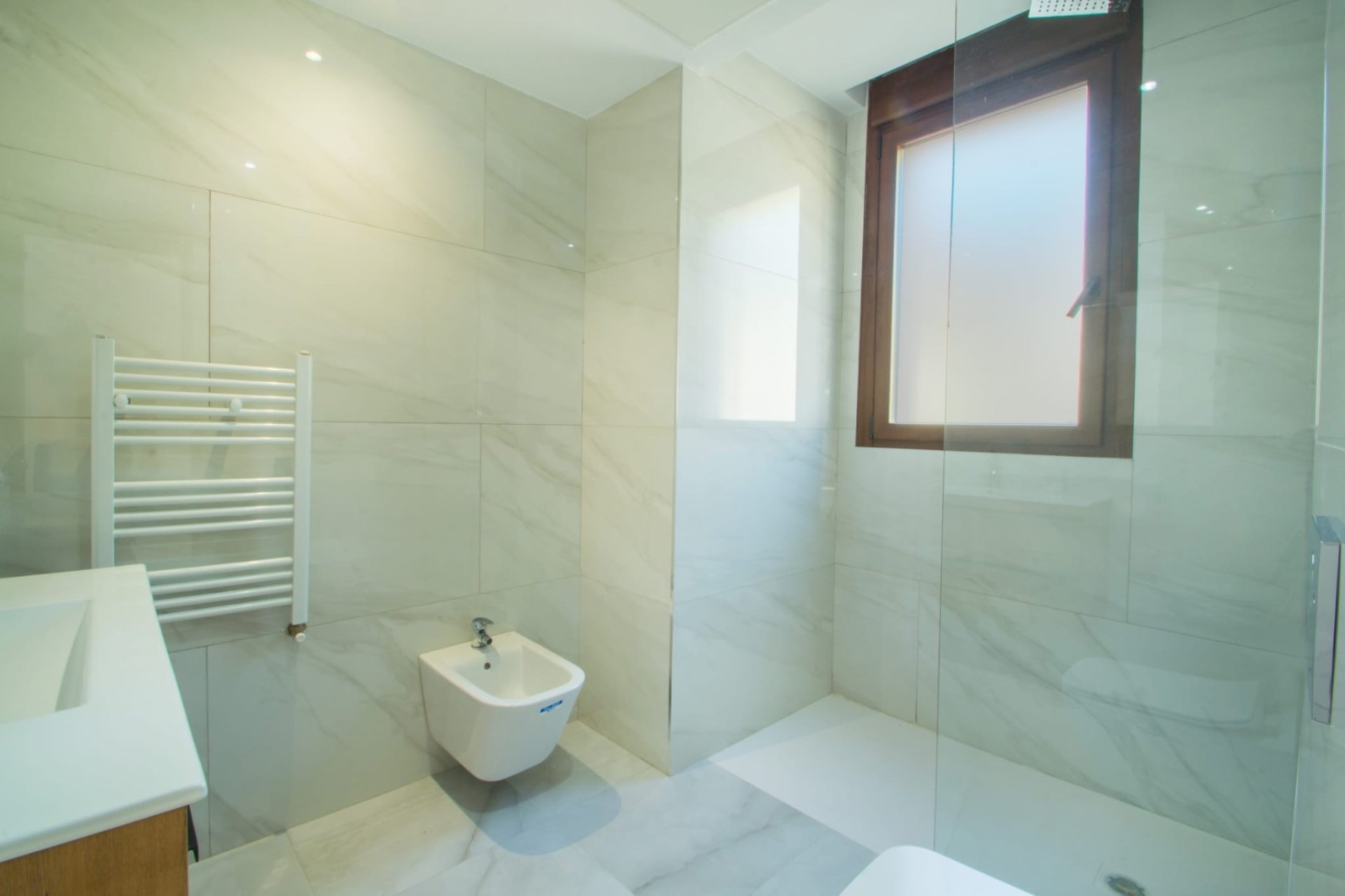 Revente -  Chalet / Villa -
Finestrat