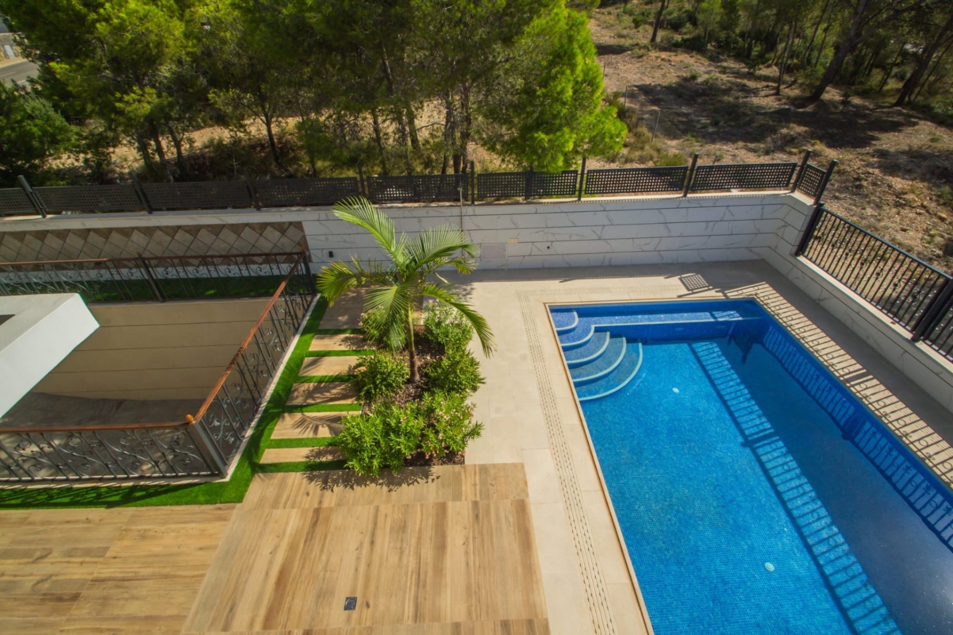 Revente -  Chalet / Villa -
Finestrat