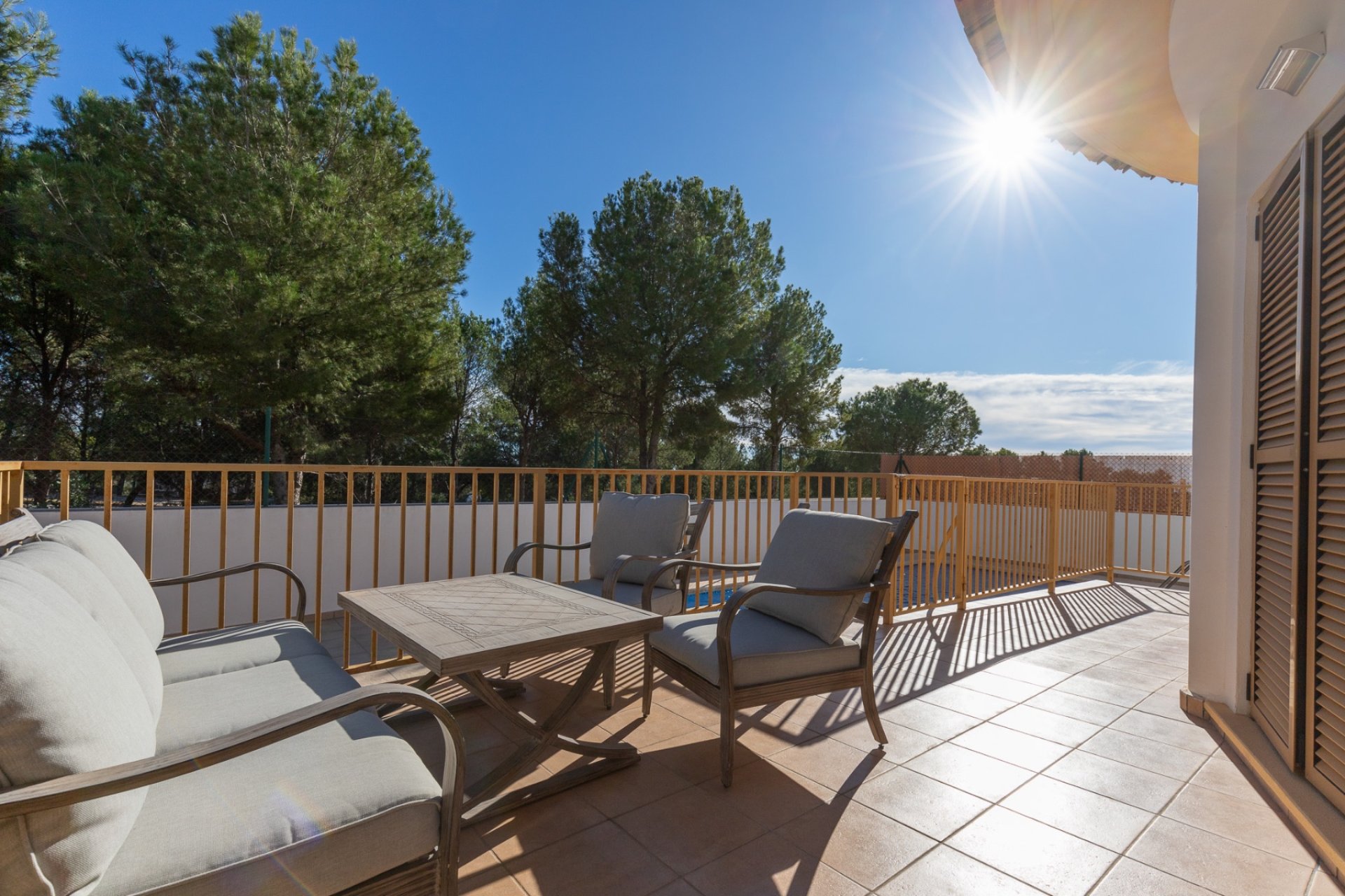 Revente -  Chalet / Villa -
Finestrat