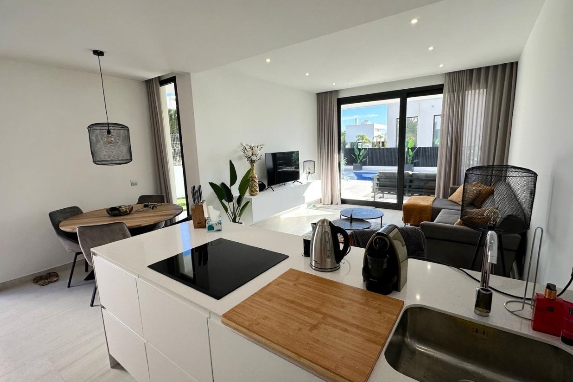 Revente -  Chalet / Villa -
Finestrat