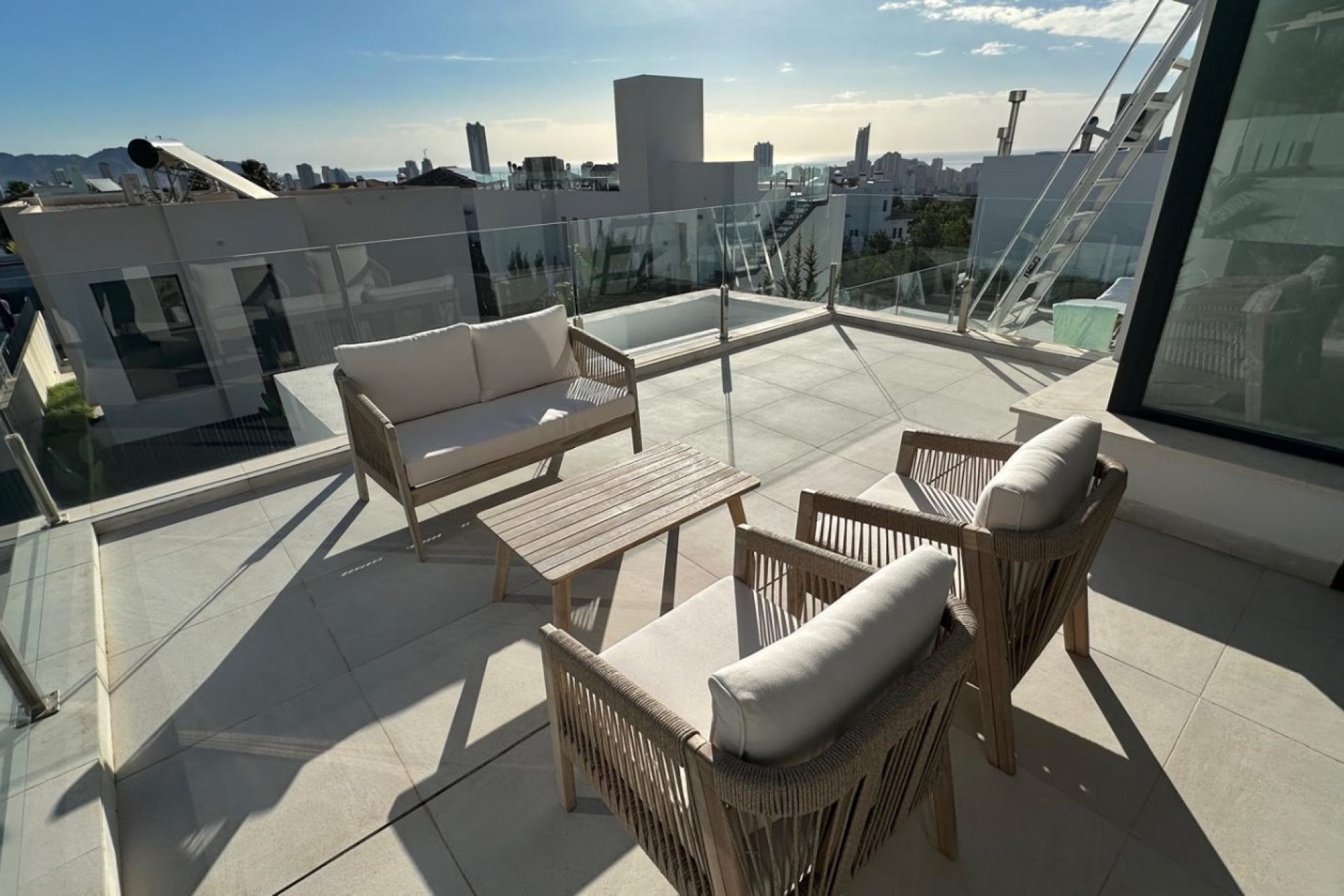 Revente -  Chalet / Villa -
Finestrat