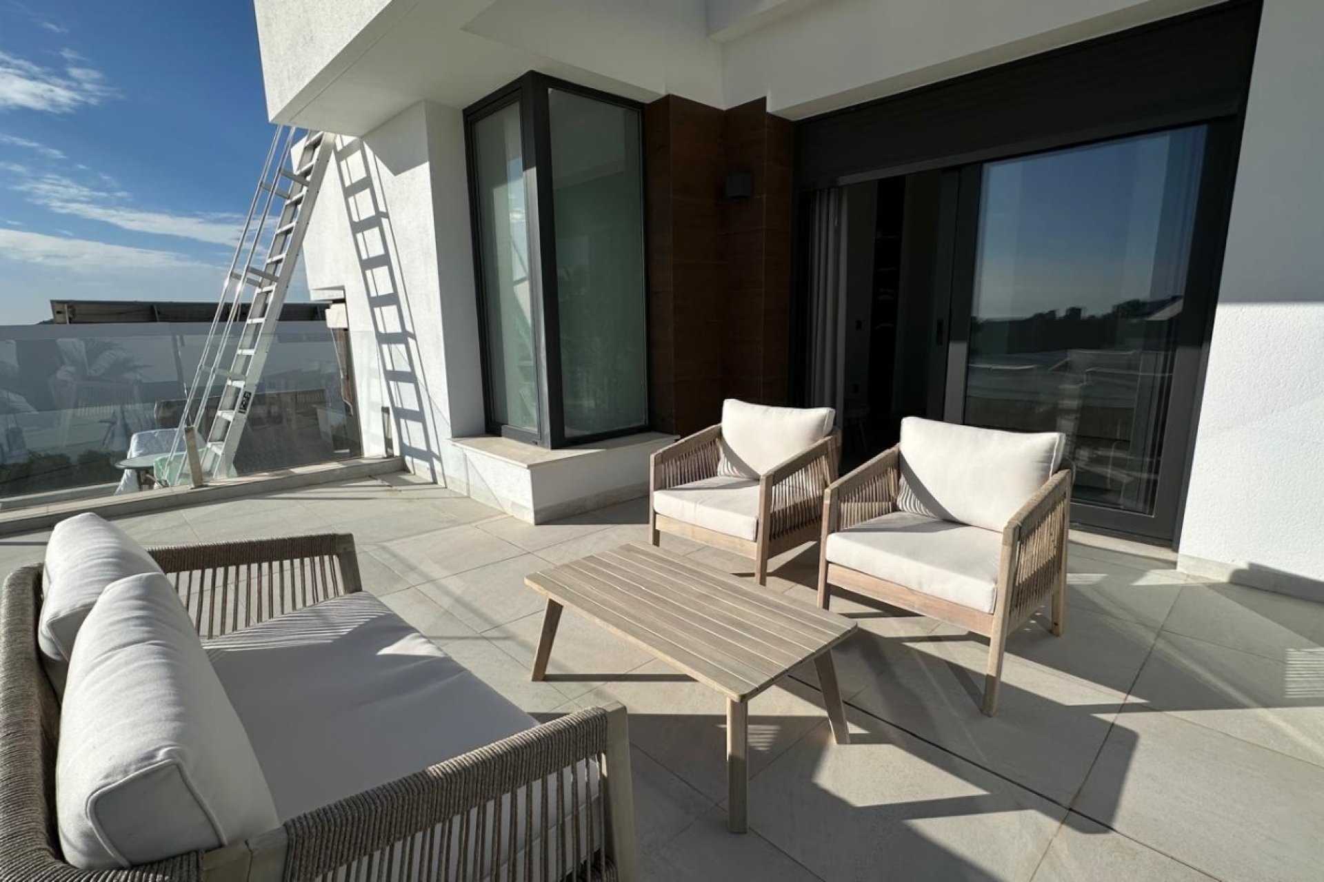 Revente -  Chalet / Villa -
Finestrat