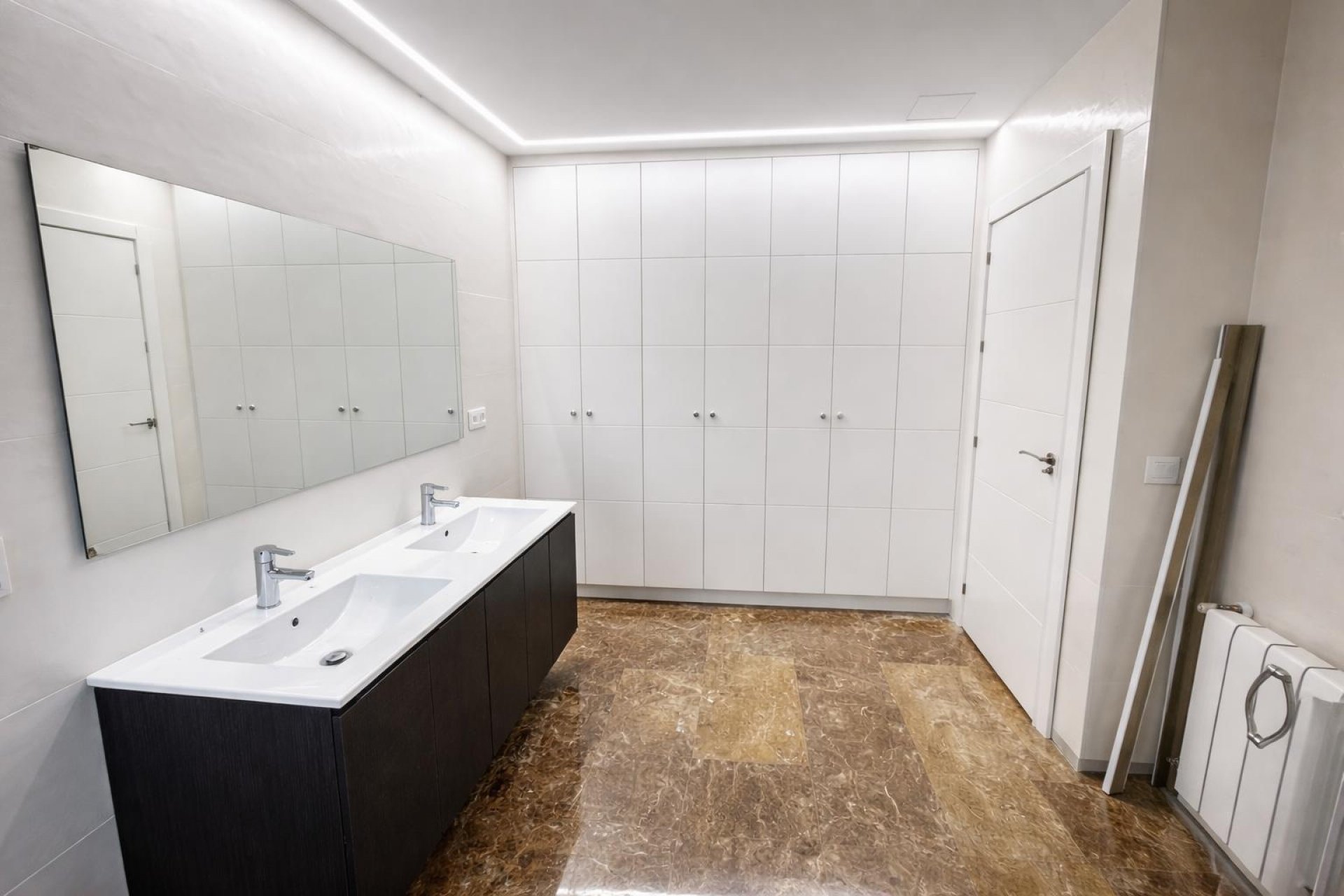 Revente -  Chalet / Villa -
La Nucía