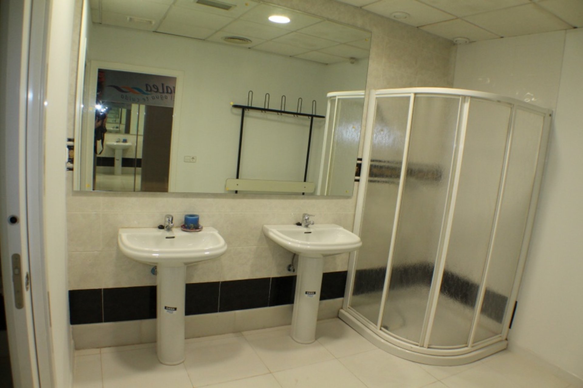 Revente - Commercial -
Altea