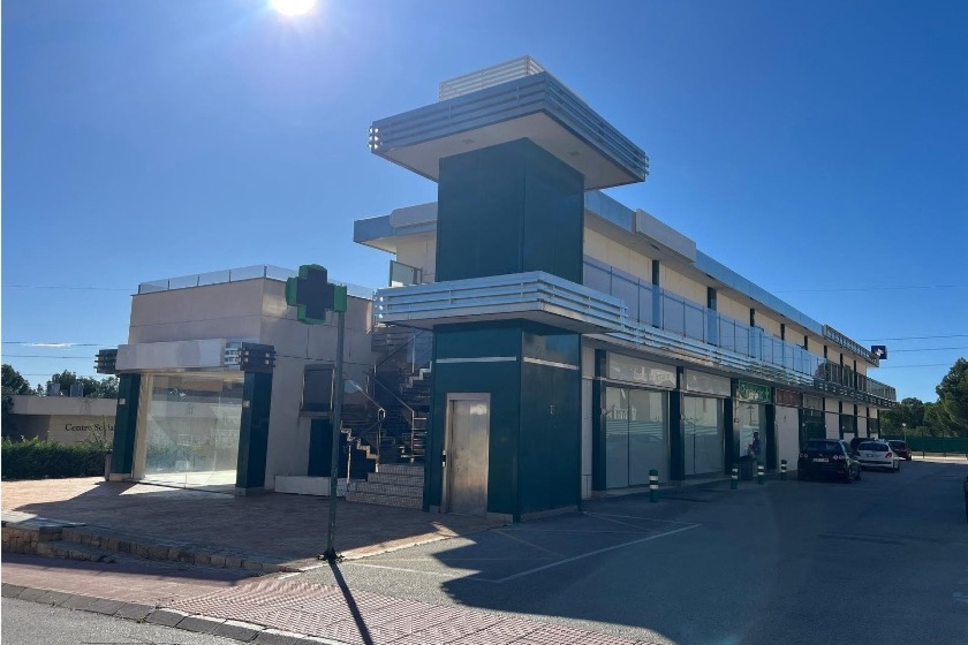 Revente - Commercial -
La Nucía - La Alberca