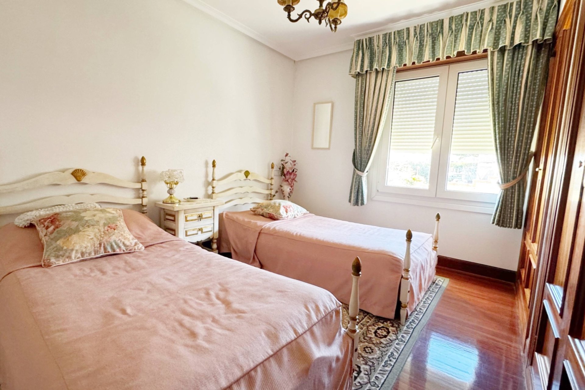 Revente - Maison mitoyenne -
Albir