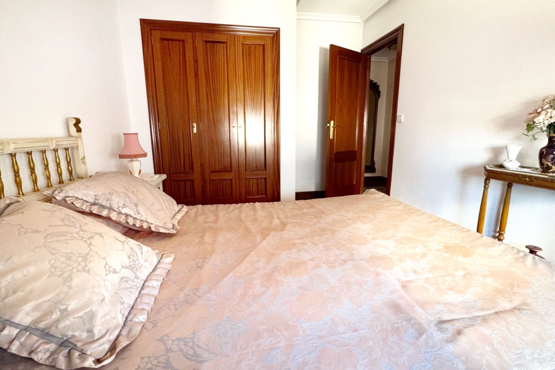 Revente - Maison mitoyenne -
Albir