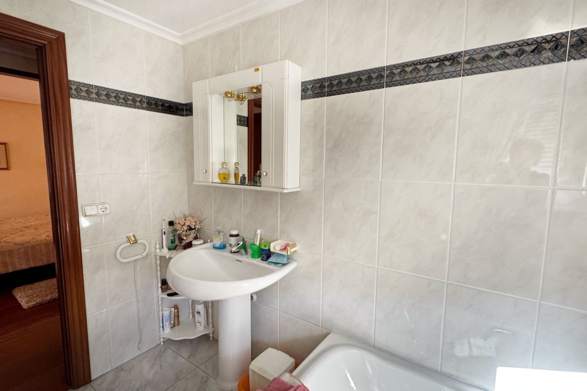 Revente - Maison mitoyenne -
Albir
