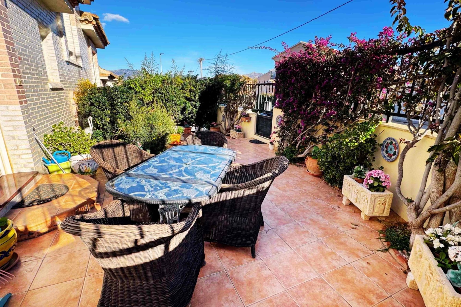 Revente - Maison mitoyenne -
Albir