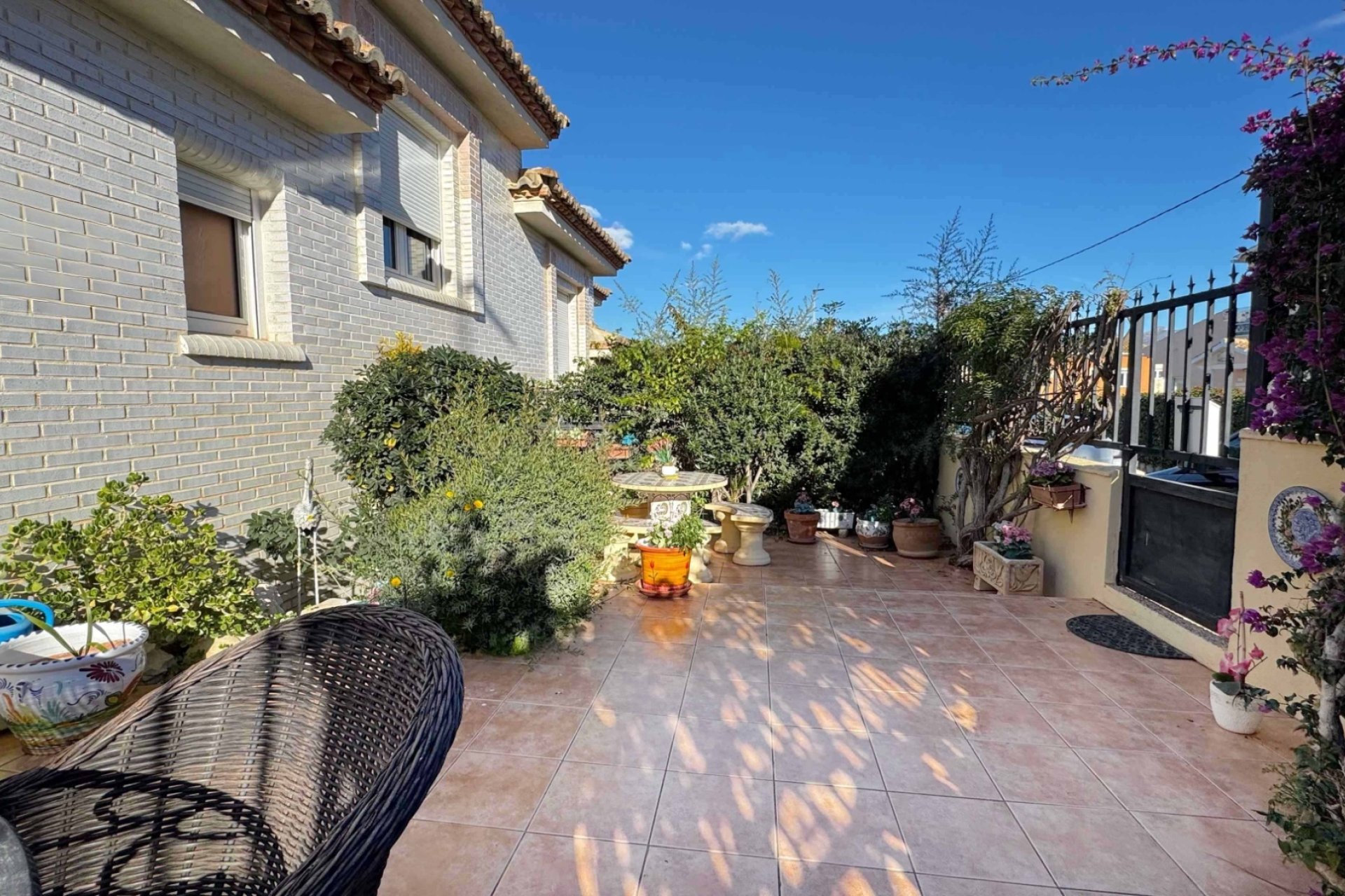 Revente - Maison mitoyenne -
Albir