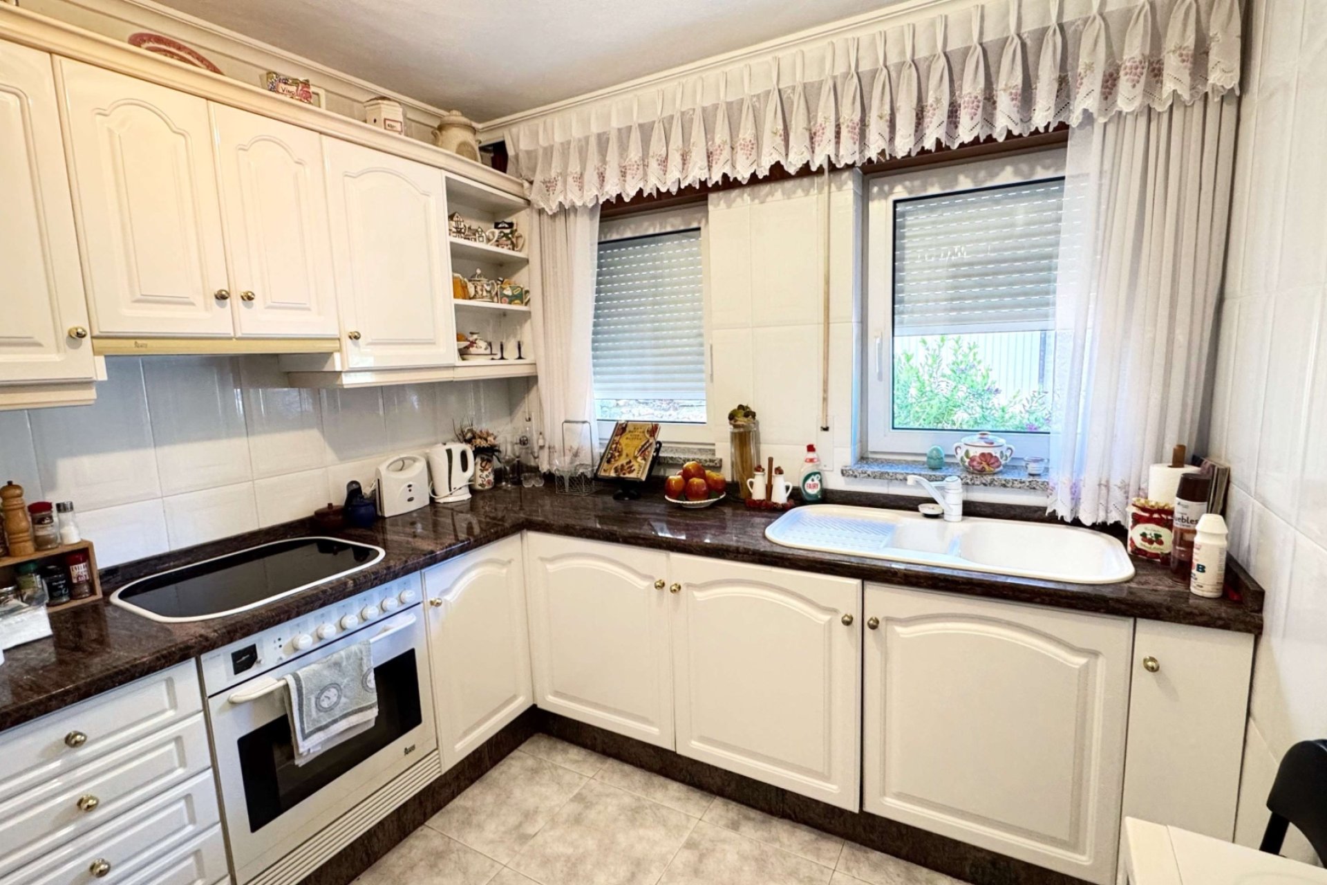 Revente - Maison mitoyenne -
Albir