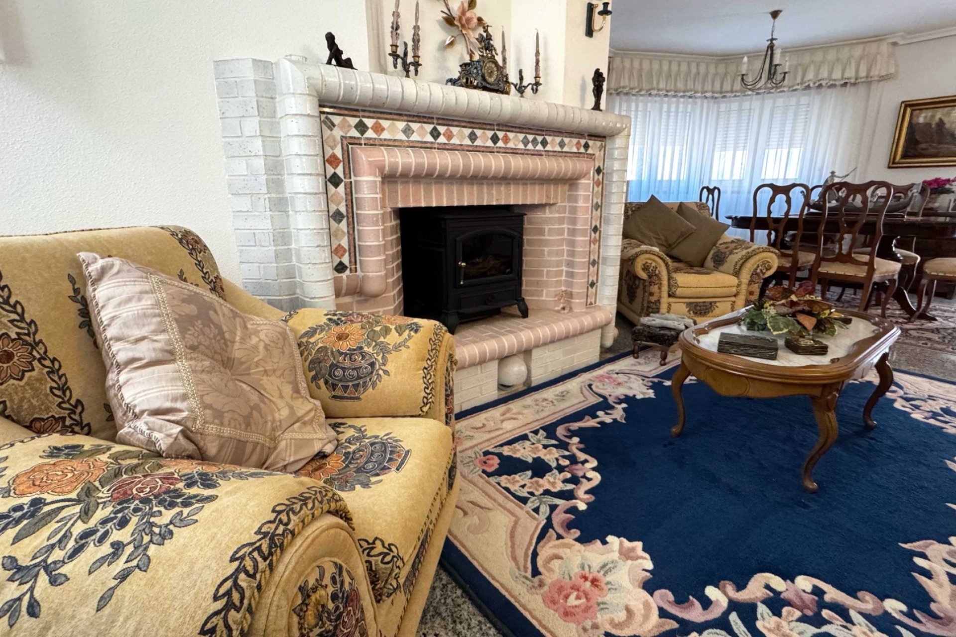 Revente - Maison mitoyenne -
Albir