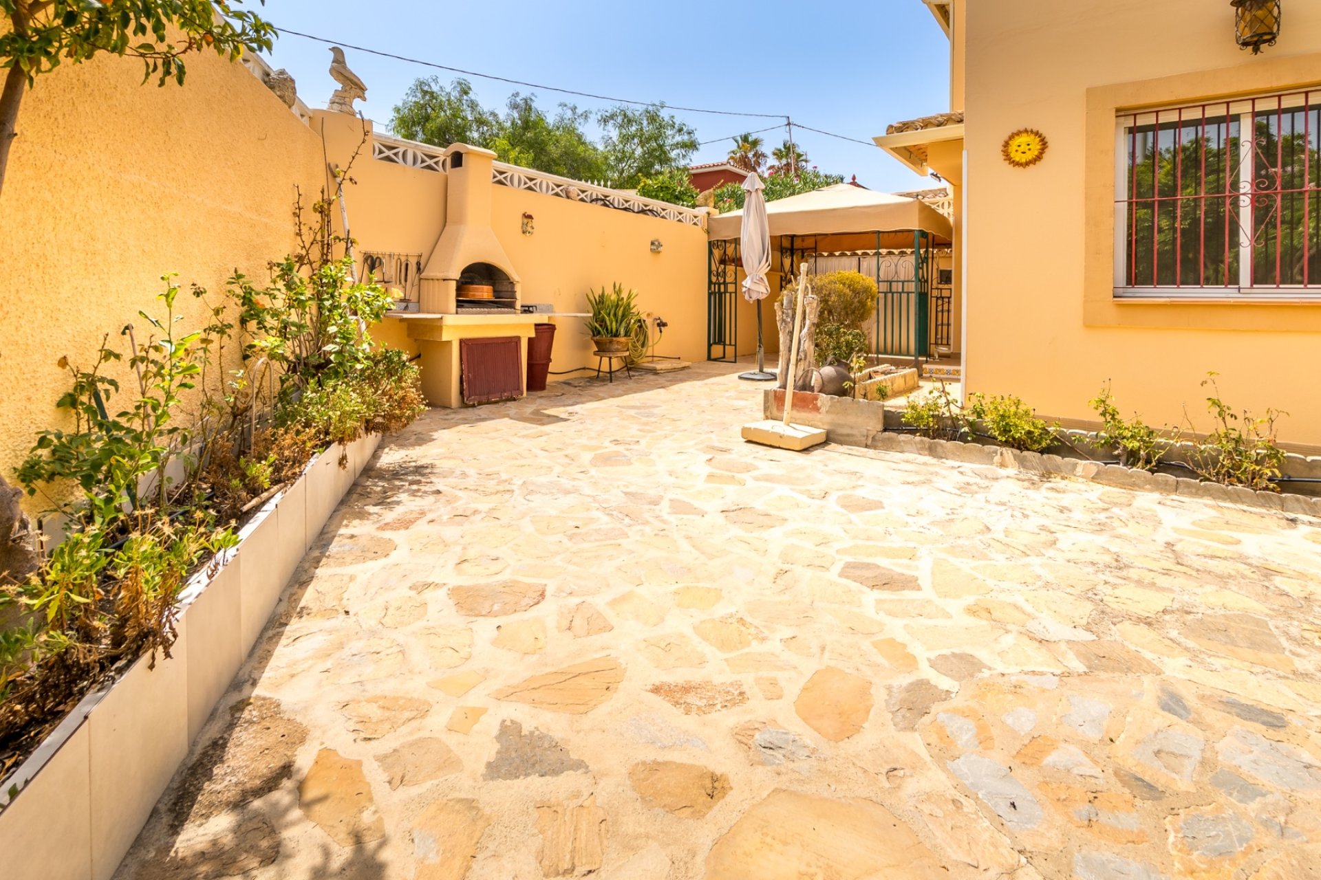 Revente - Maison mitoyenne -
Albir