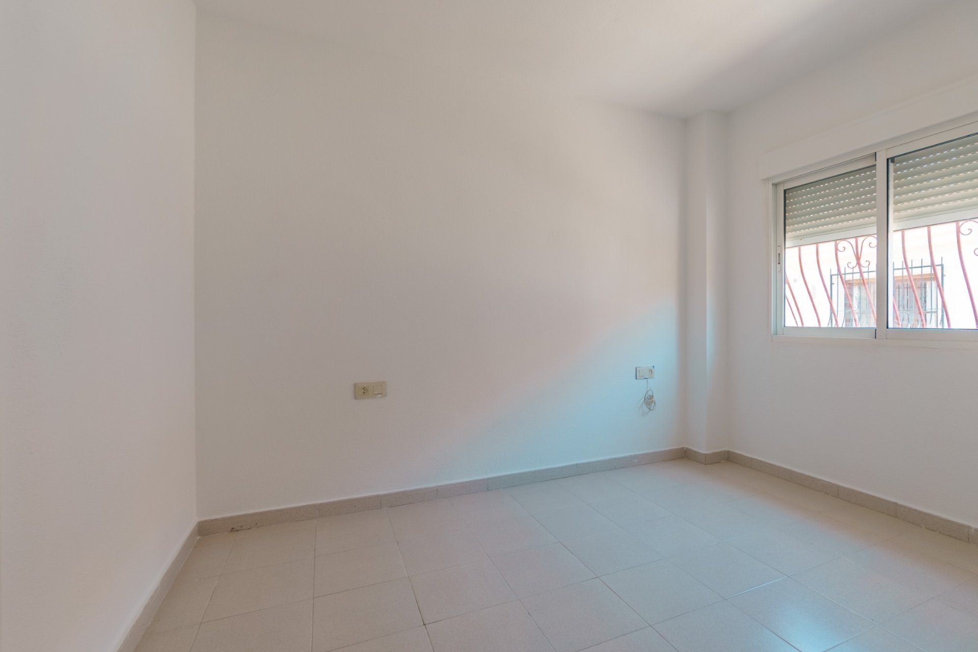 Revente - Maison mitoyenne -
Albir