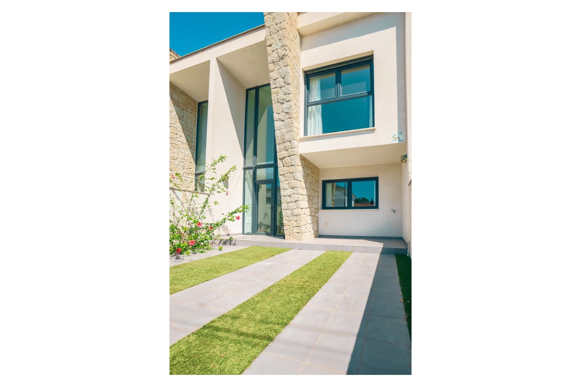 Revente - Maison mitoyenne -
Albir