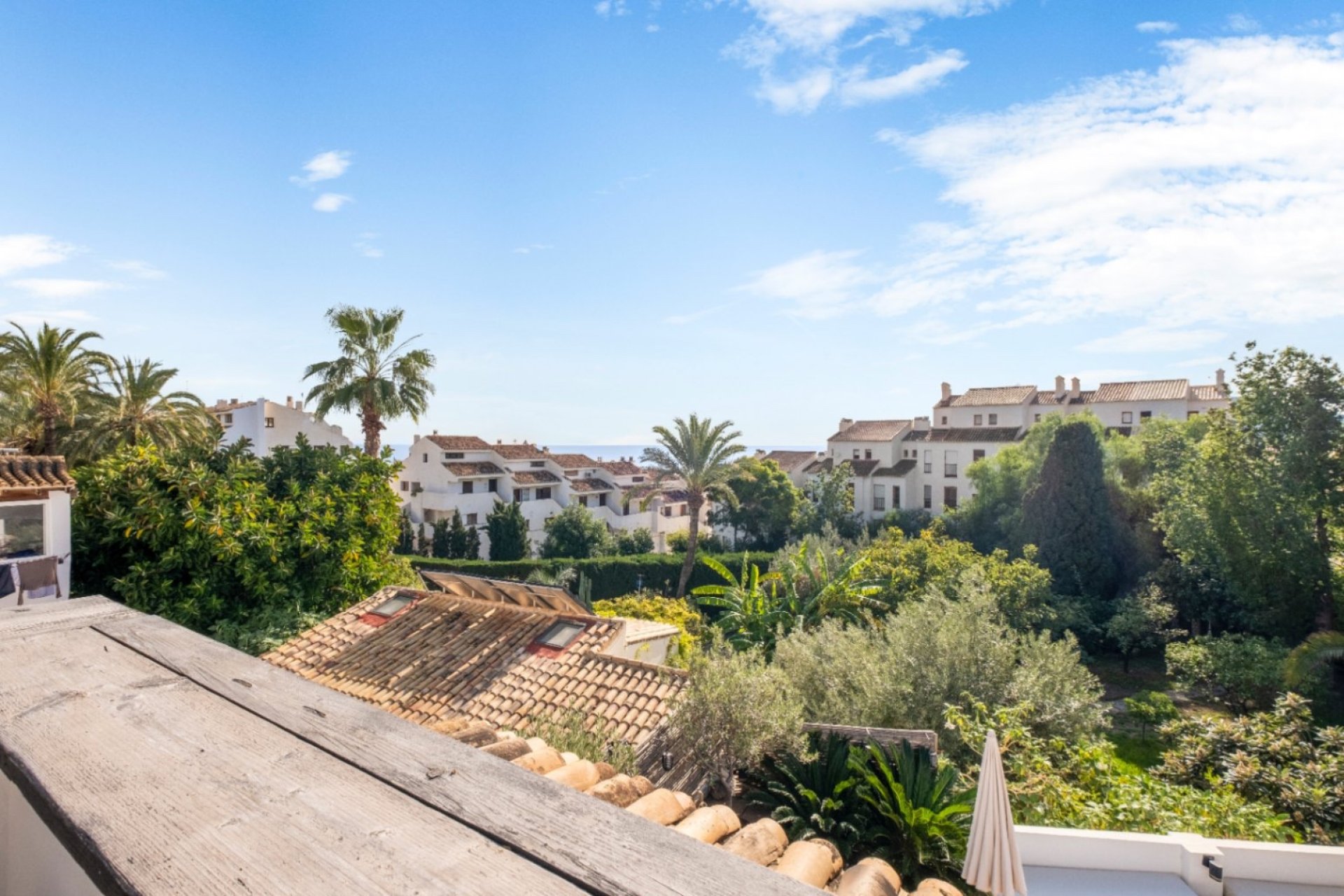 Revente - Maison mitoyenne -
Altea