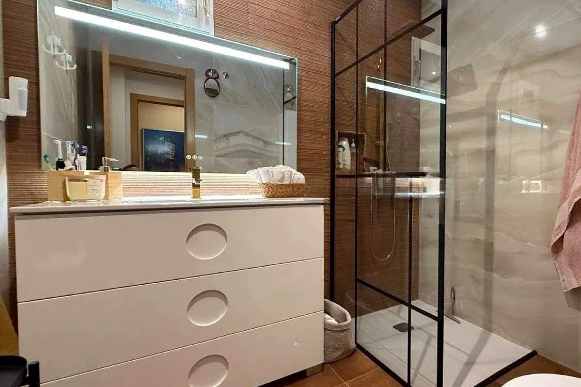 Revente - Maison mitoyenne -
La Nucía