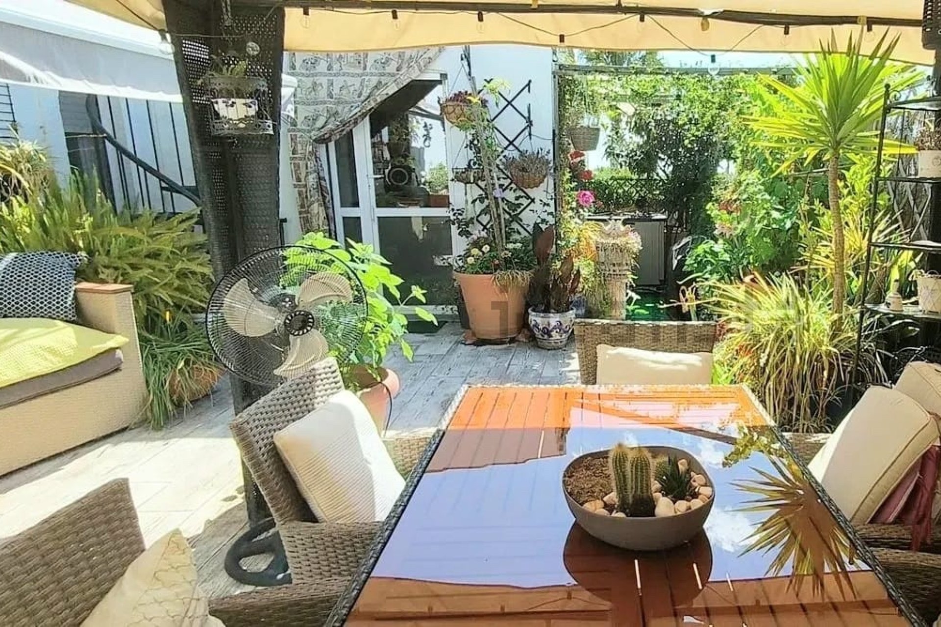 Revente - Maison mitoyenne -
La Nucía