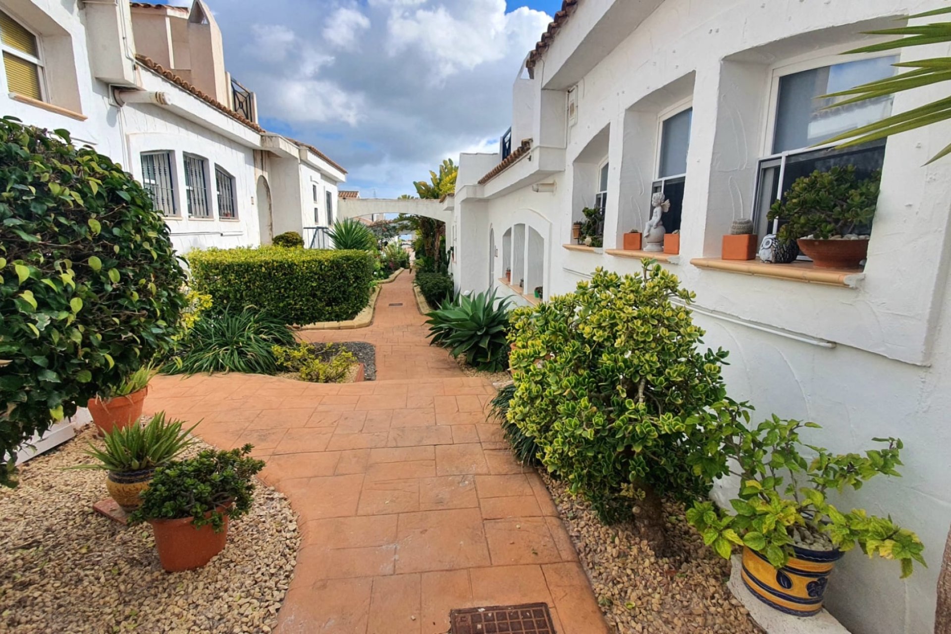 Revente - Maison mitoyenne -
La Nucía