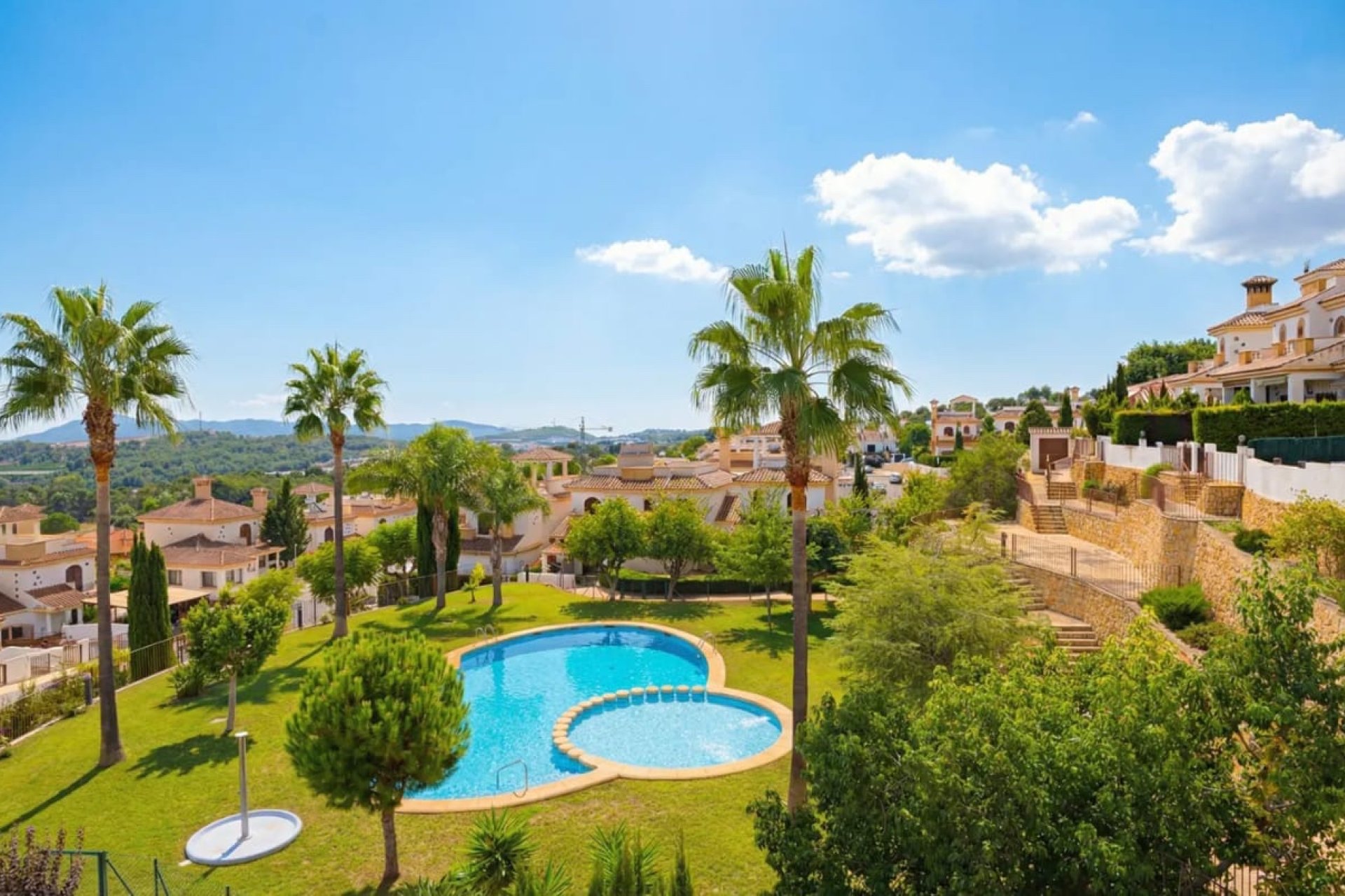 Revente - Maison mitoyenne -
Polop