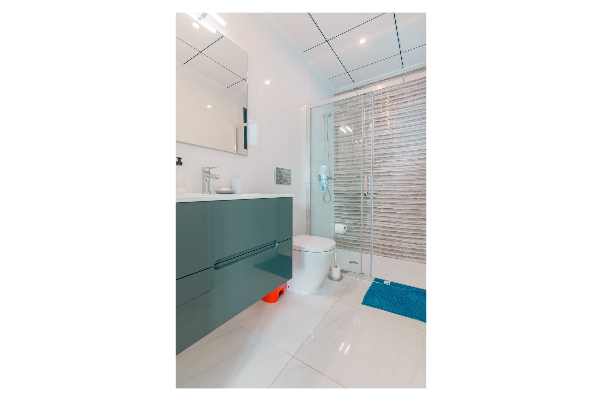 Revente - Maison mitoyenne -
Polop