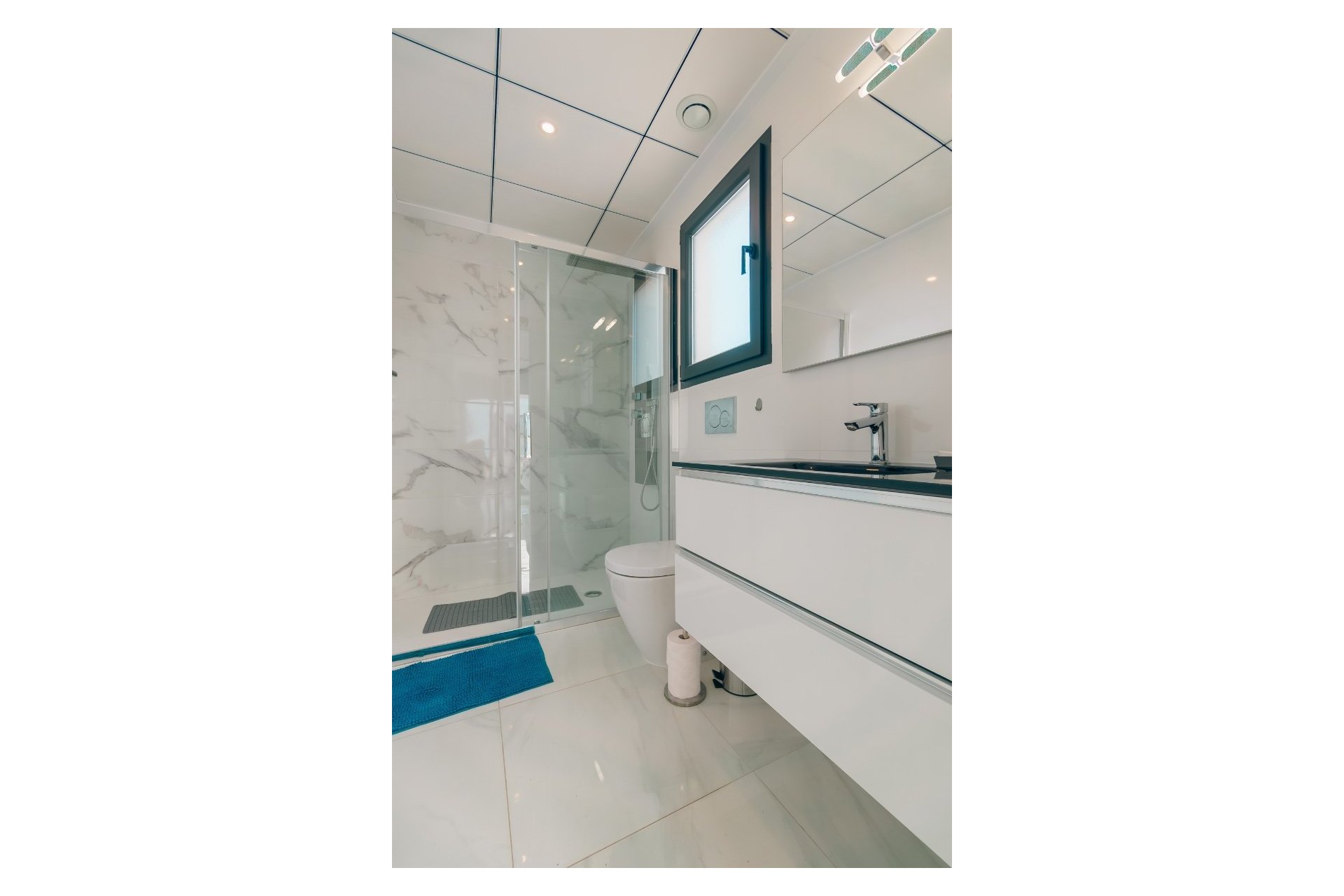 Revente - Maison mitoyenne -
Polop