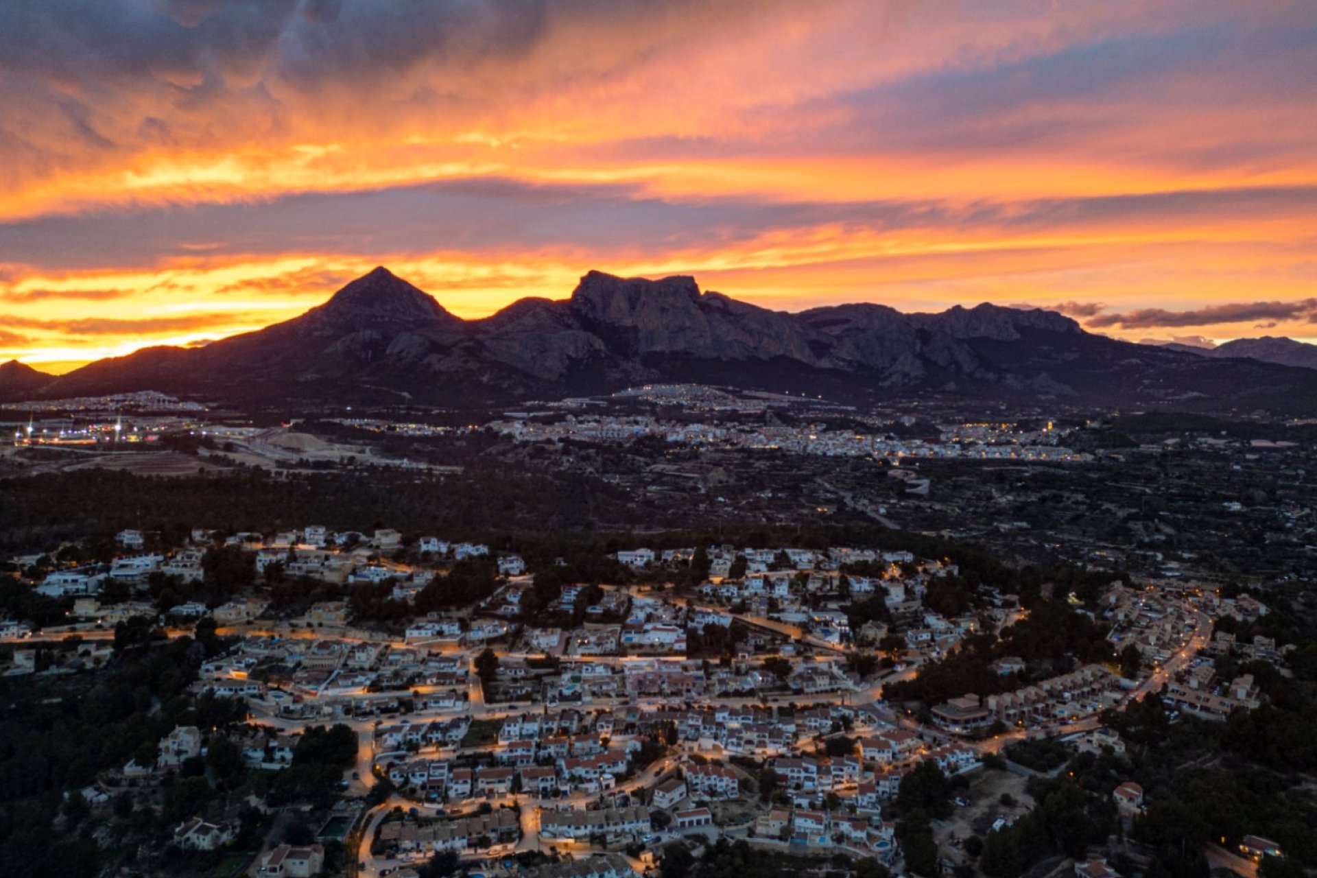 Revente - semi_detached_house -
Altea - El Tossal-Bello Horizonte