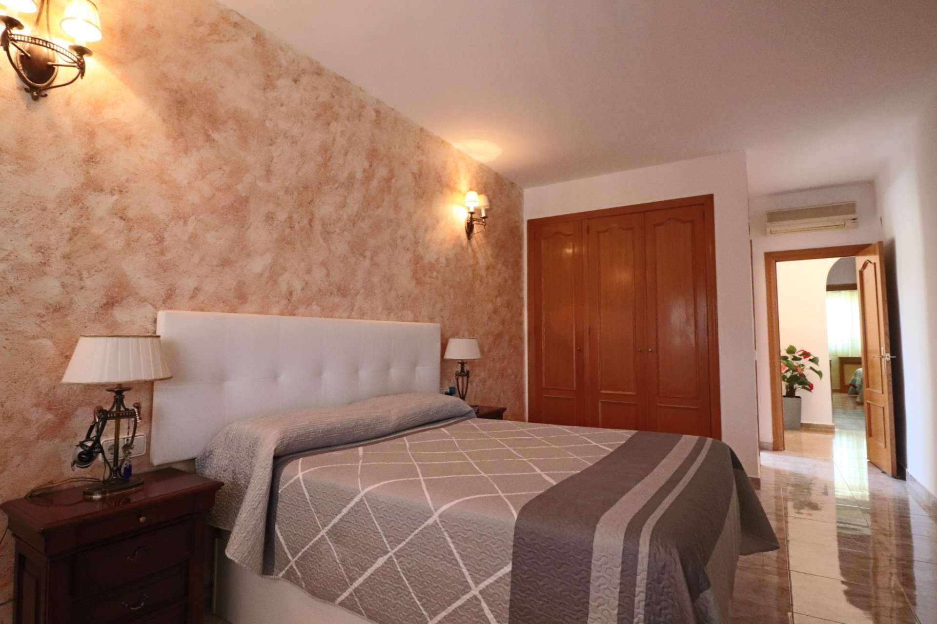 Revente - Townhouse / Semi -
La Nucía - Urbanisations