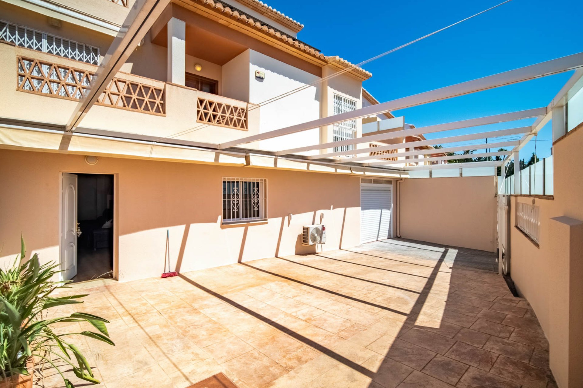 Revente - Villa -
Alfaz del Pi - San Rafael