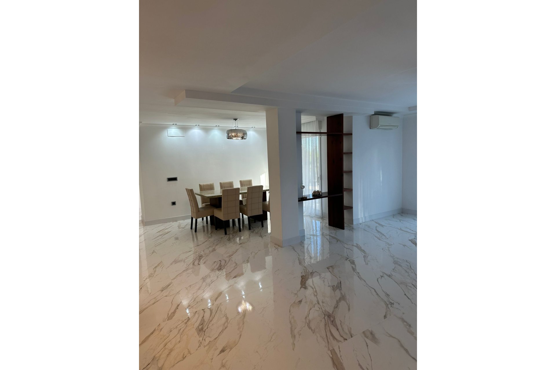 Revente - Villa -
Altea