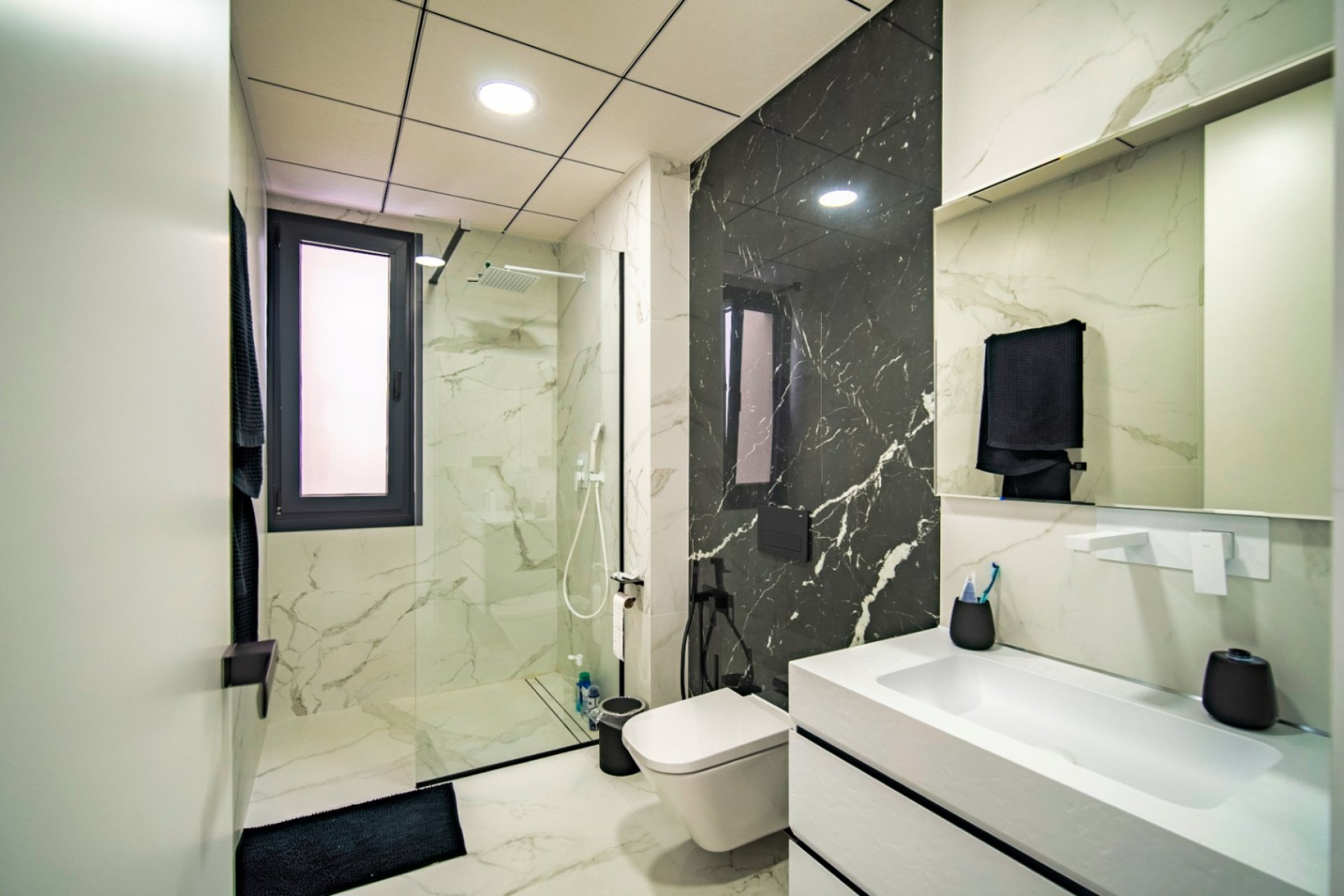 Revente - Villa -
Benidorm - Playa de Poniente