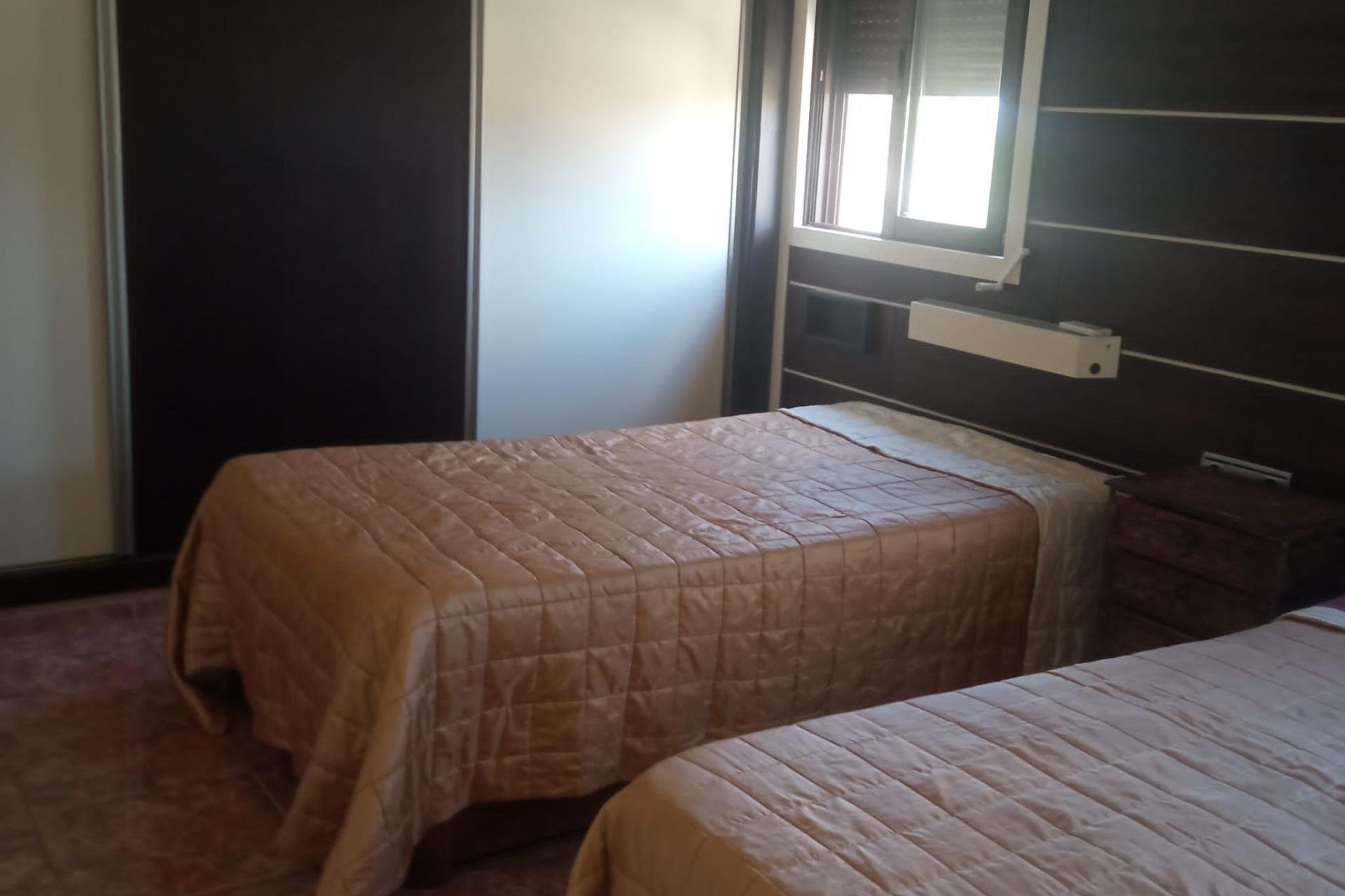 Revente - Villa -
Benidorm - Poniente