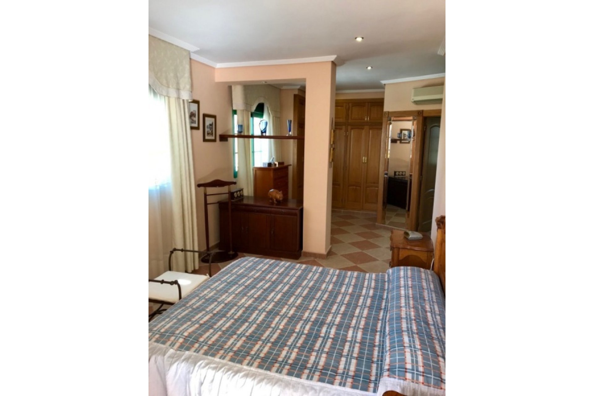 Revente - Villa -
Benidorm - Rincón de Loix