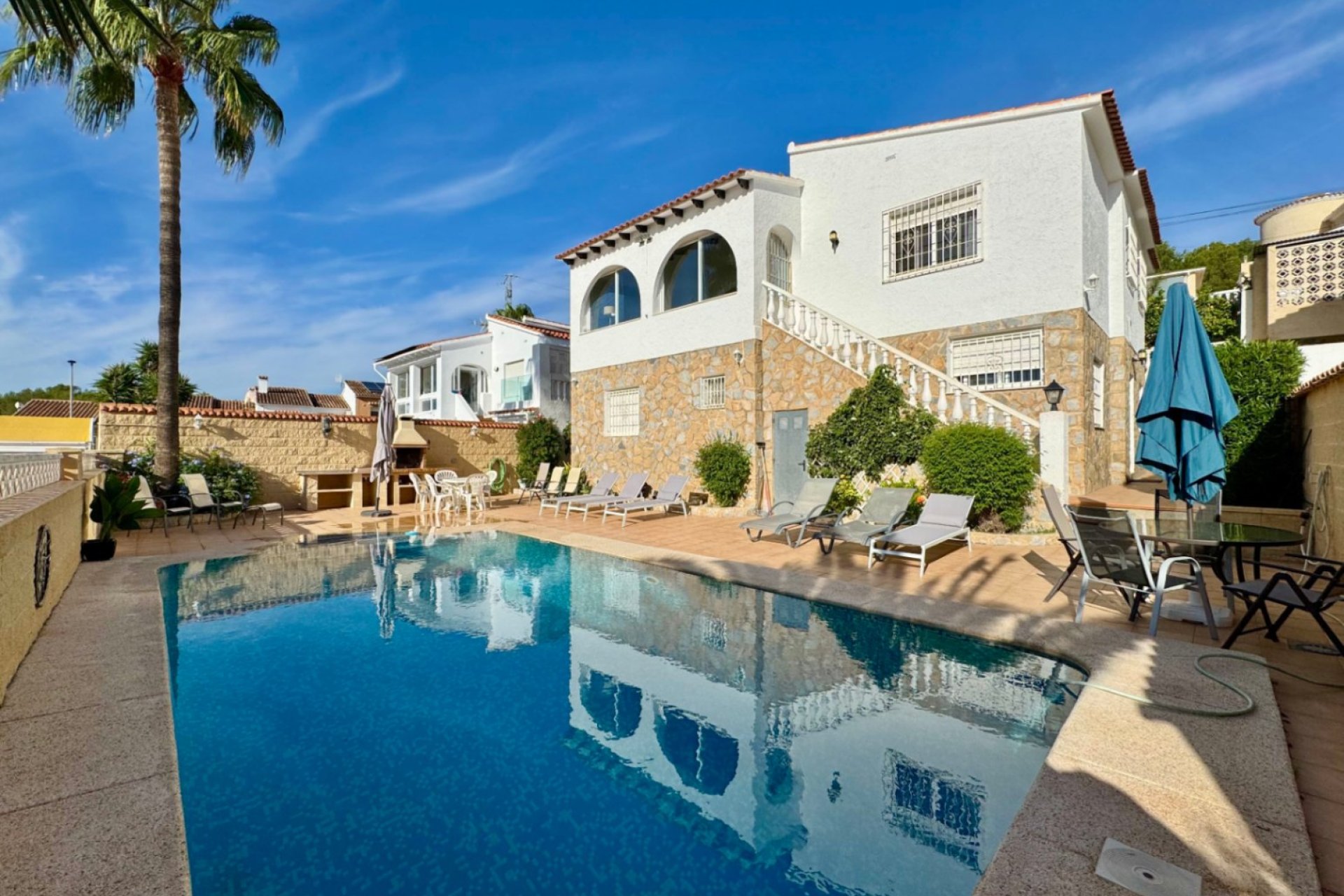 Revente - Villa -
L'Alfàs del Pi - Cautivador