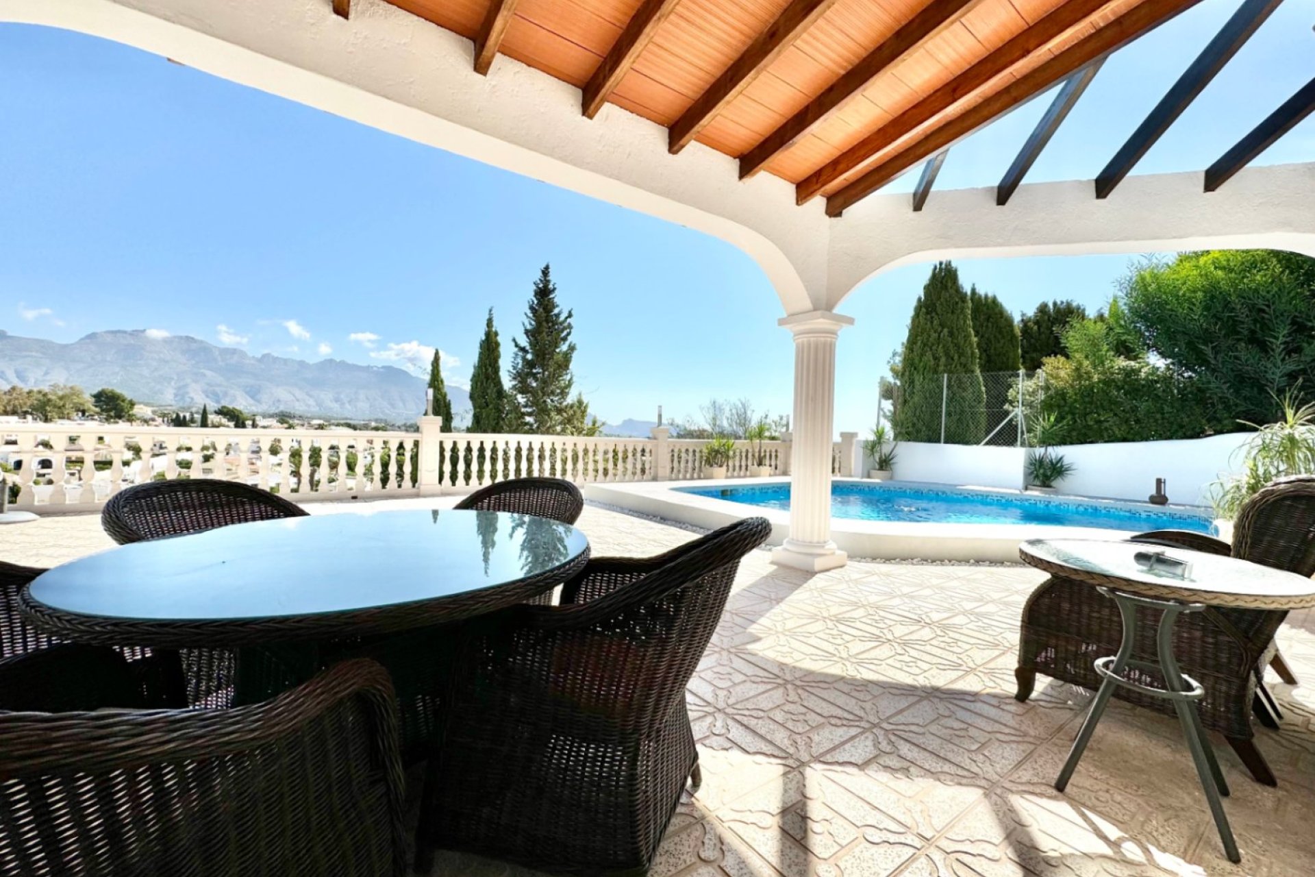 Revente - Villa -
L'Alfàs del Pi - Foia Blanca / Entre Naranjos y Flores