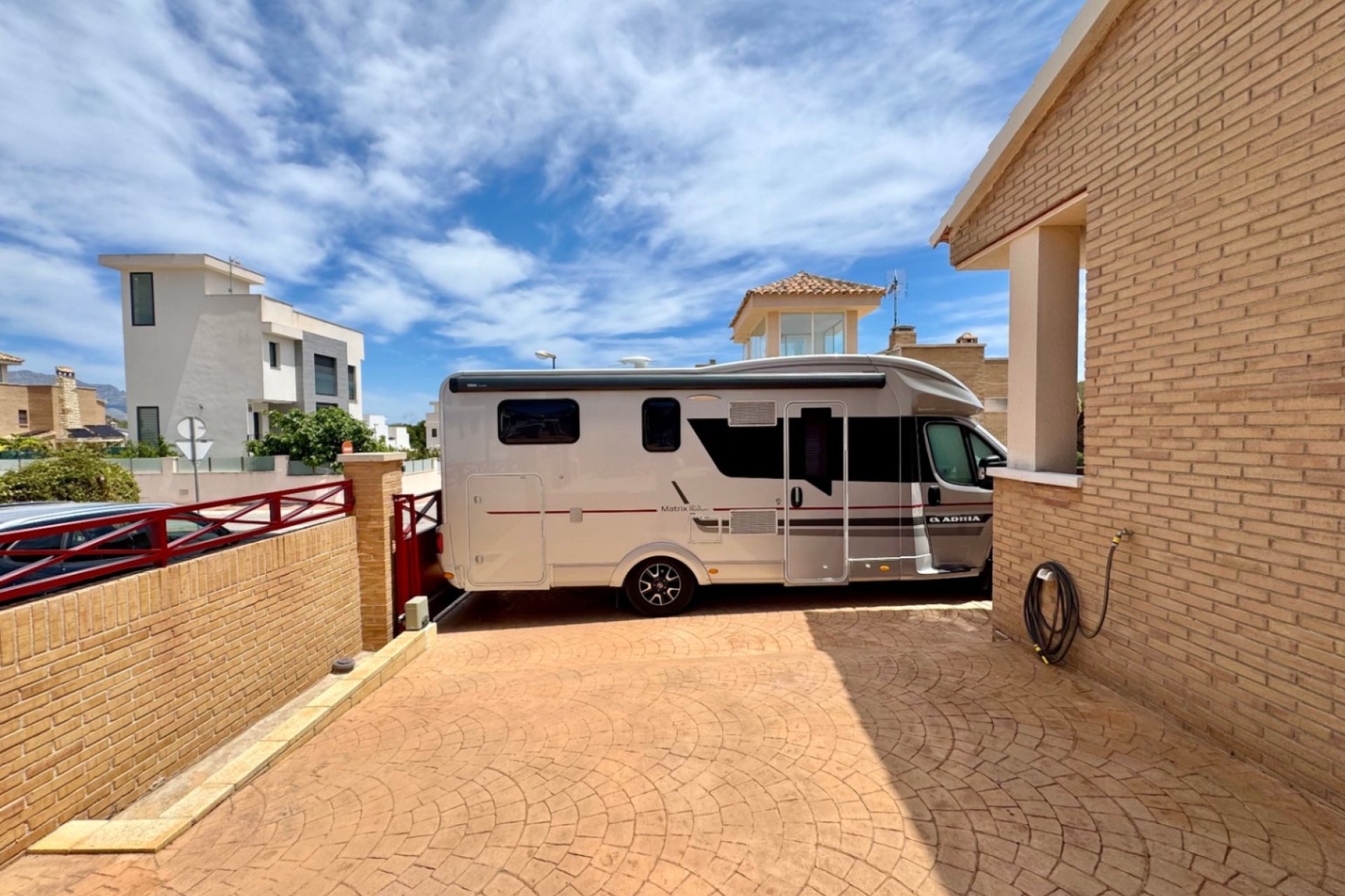 Revente - Villa -
La Nucía - La Alberca