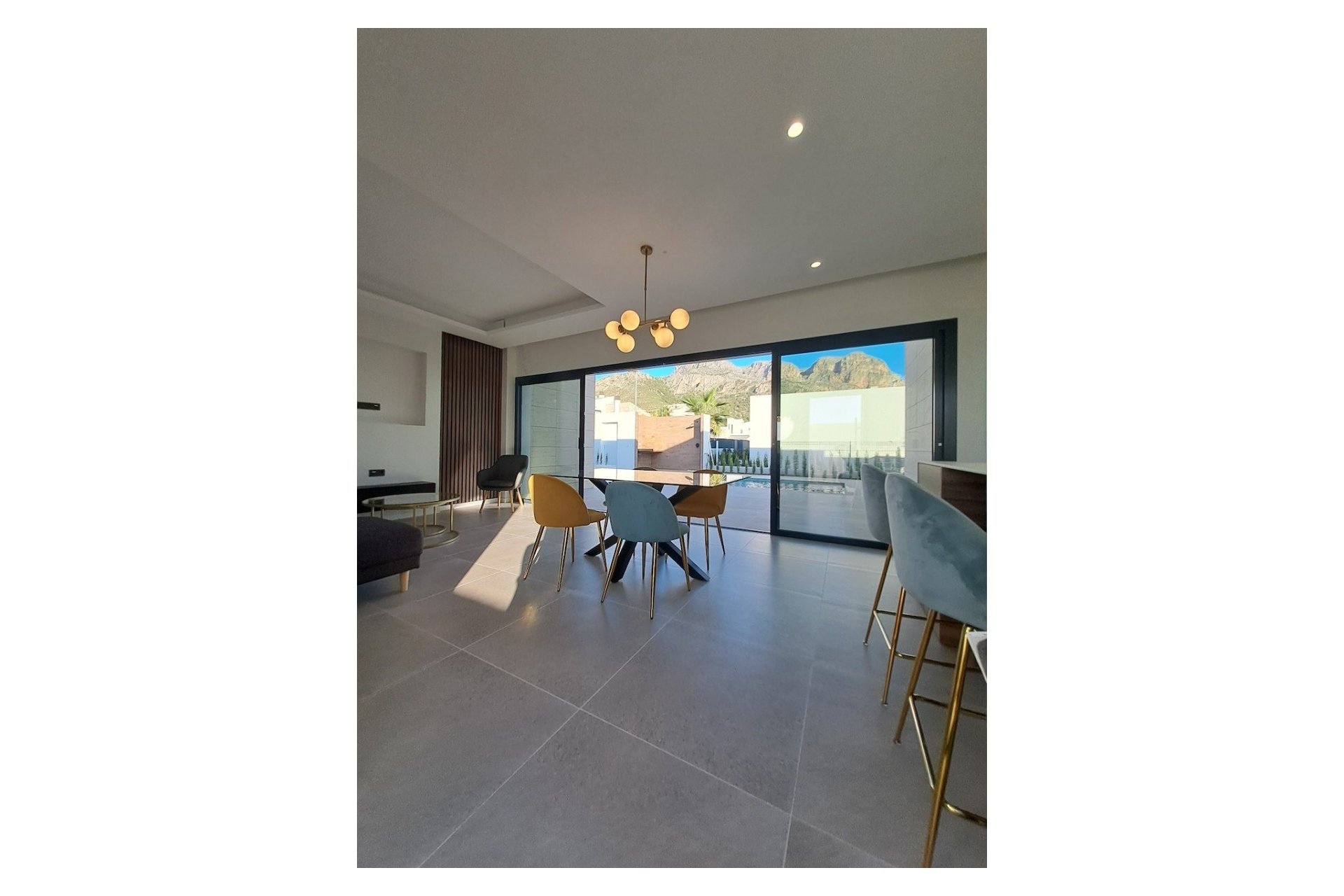 Revente - Villa -
Polop - Urbanizaciones