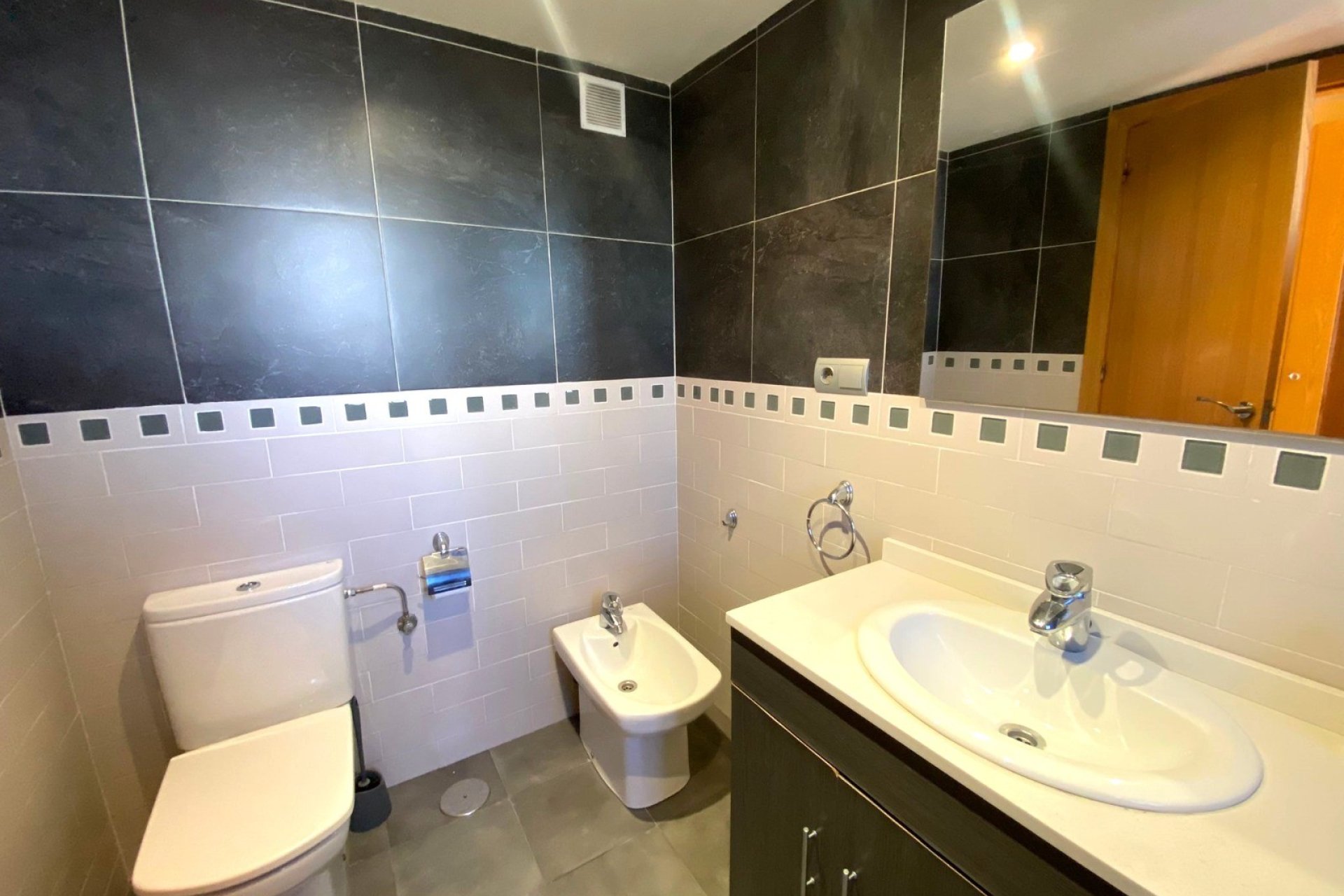 Short Term Rental - Apartment / flat -
Benidorm - Levante