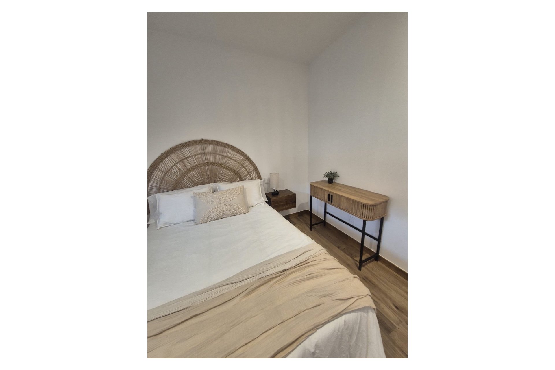 Short Term Rental - Study -
Albir