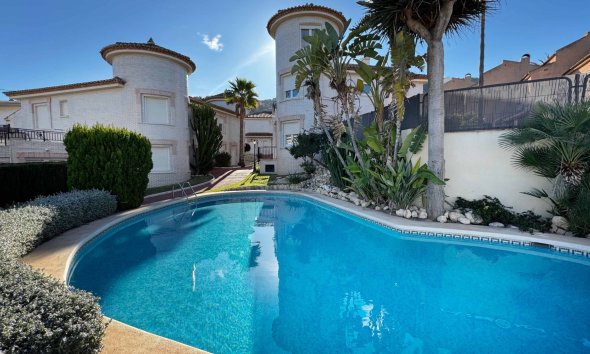 Townhouse - Resale -
            Albir - 3926C