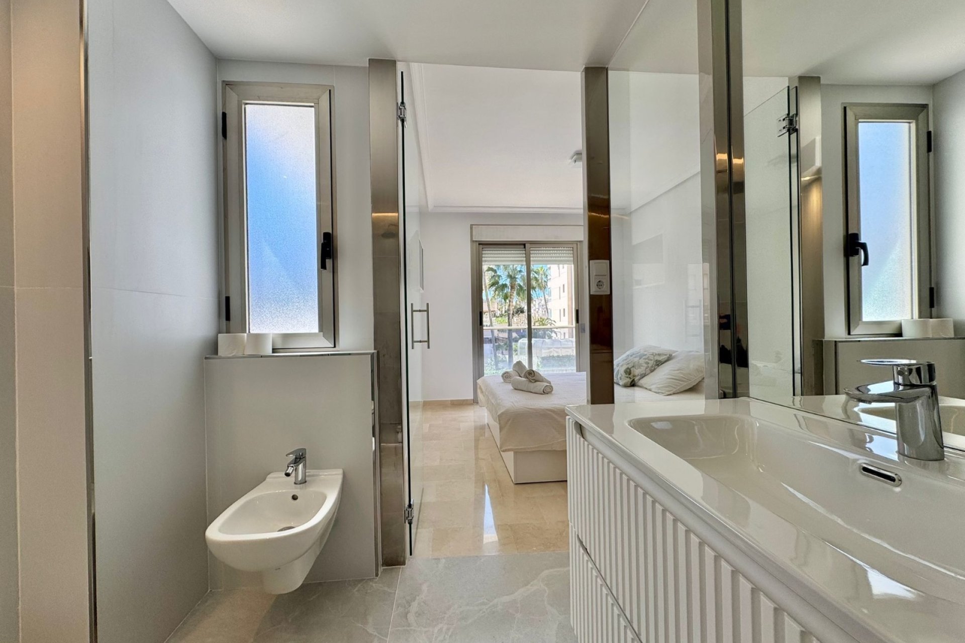 Verhuur Korte Termijn - Appartement / Flat -
Albir