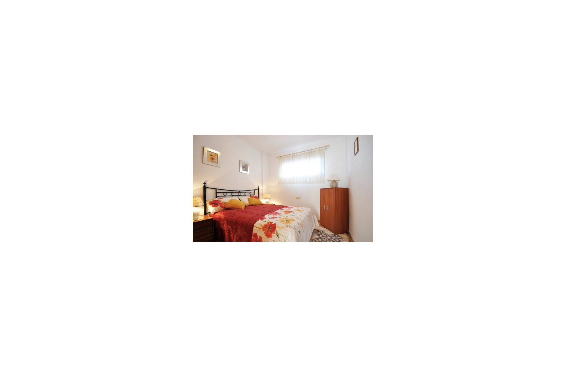 Verhuur Korte Termijn - Appartement / flat -
Albir