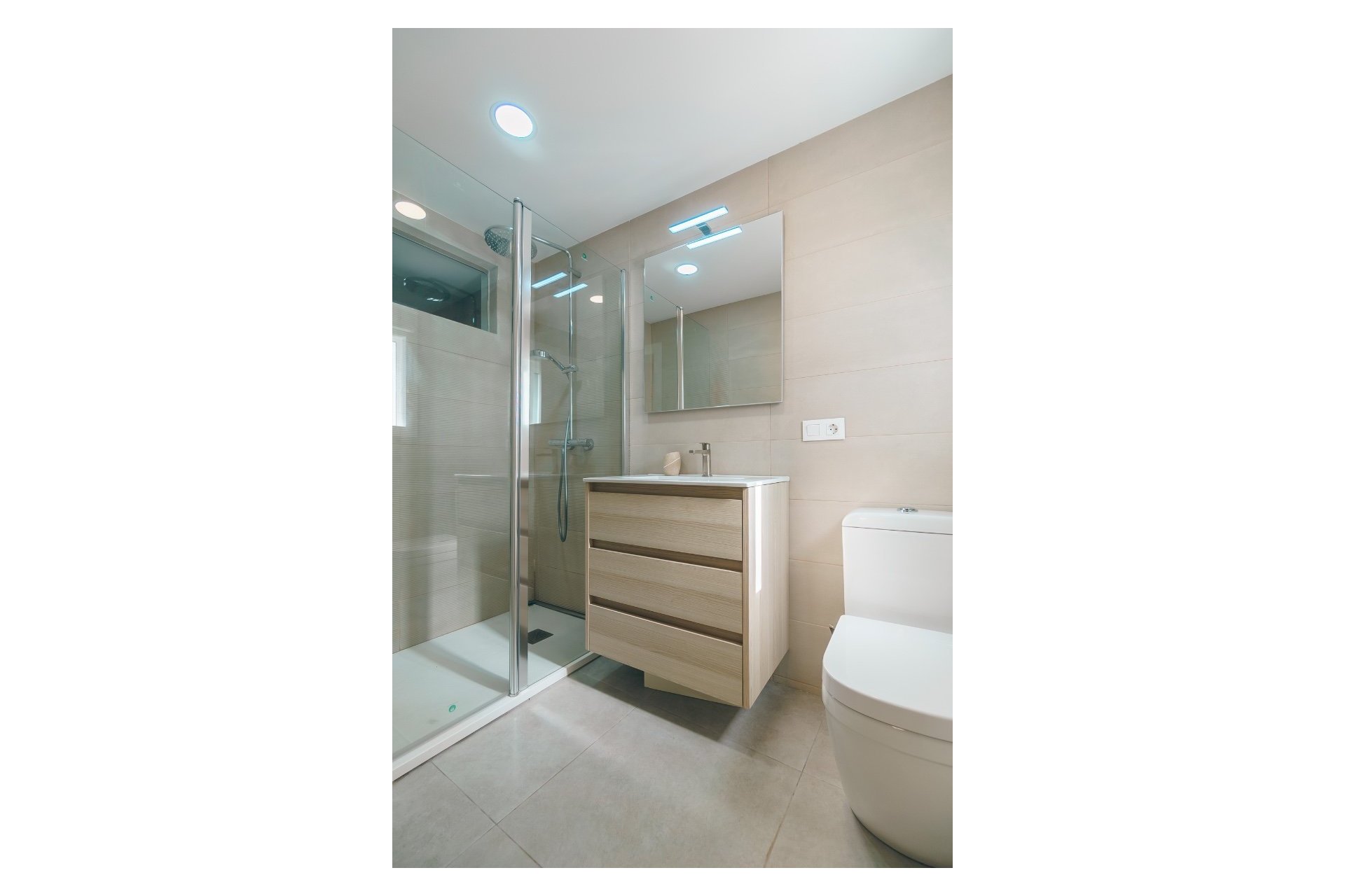 Verhuur Korte Termijn - Chalet / Villa -
Albir