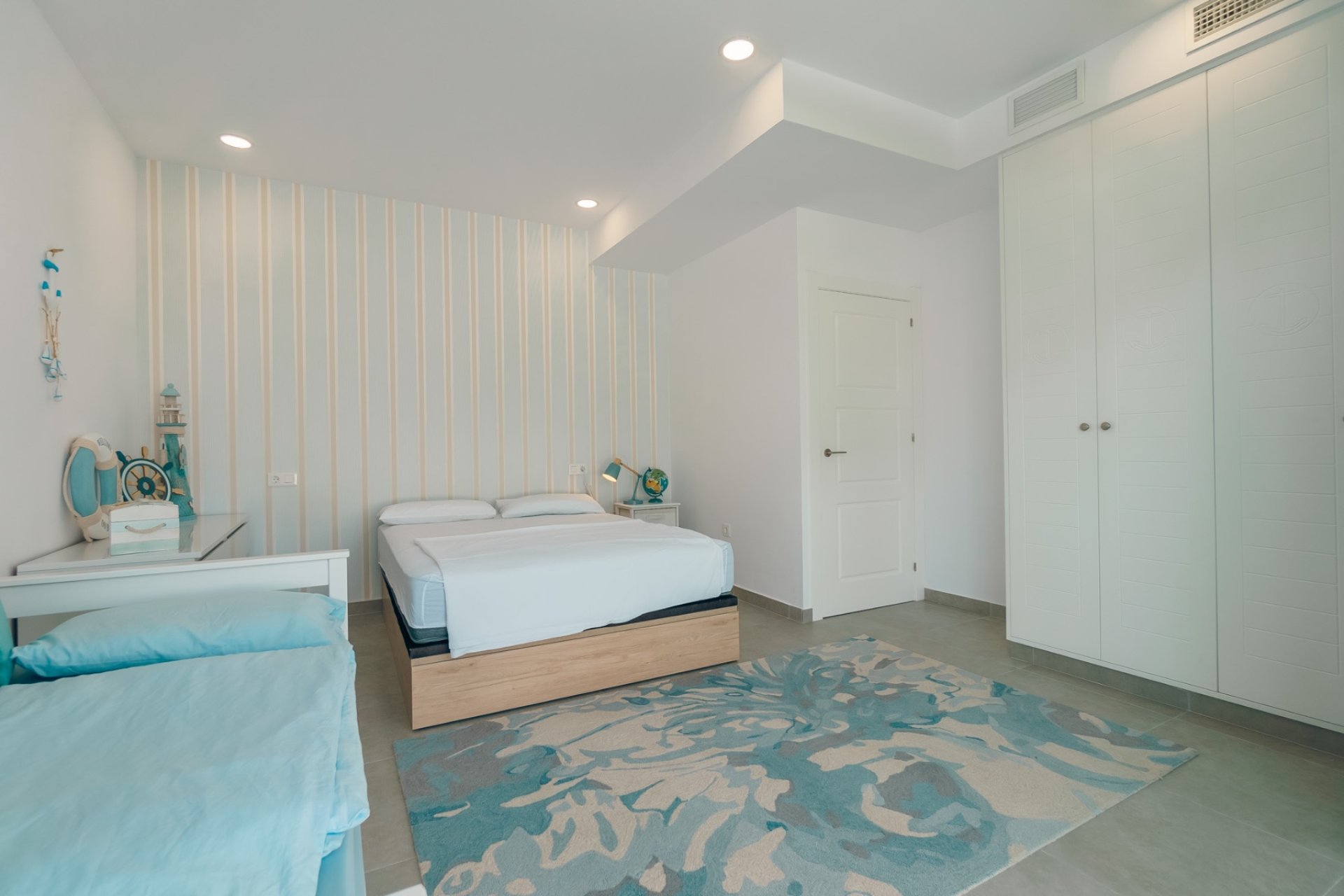 Verhuur Korte Termijn - Chalet / Villa -
Albir