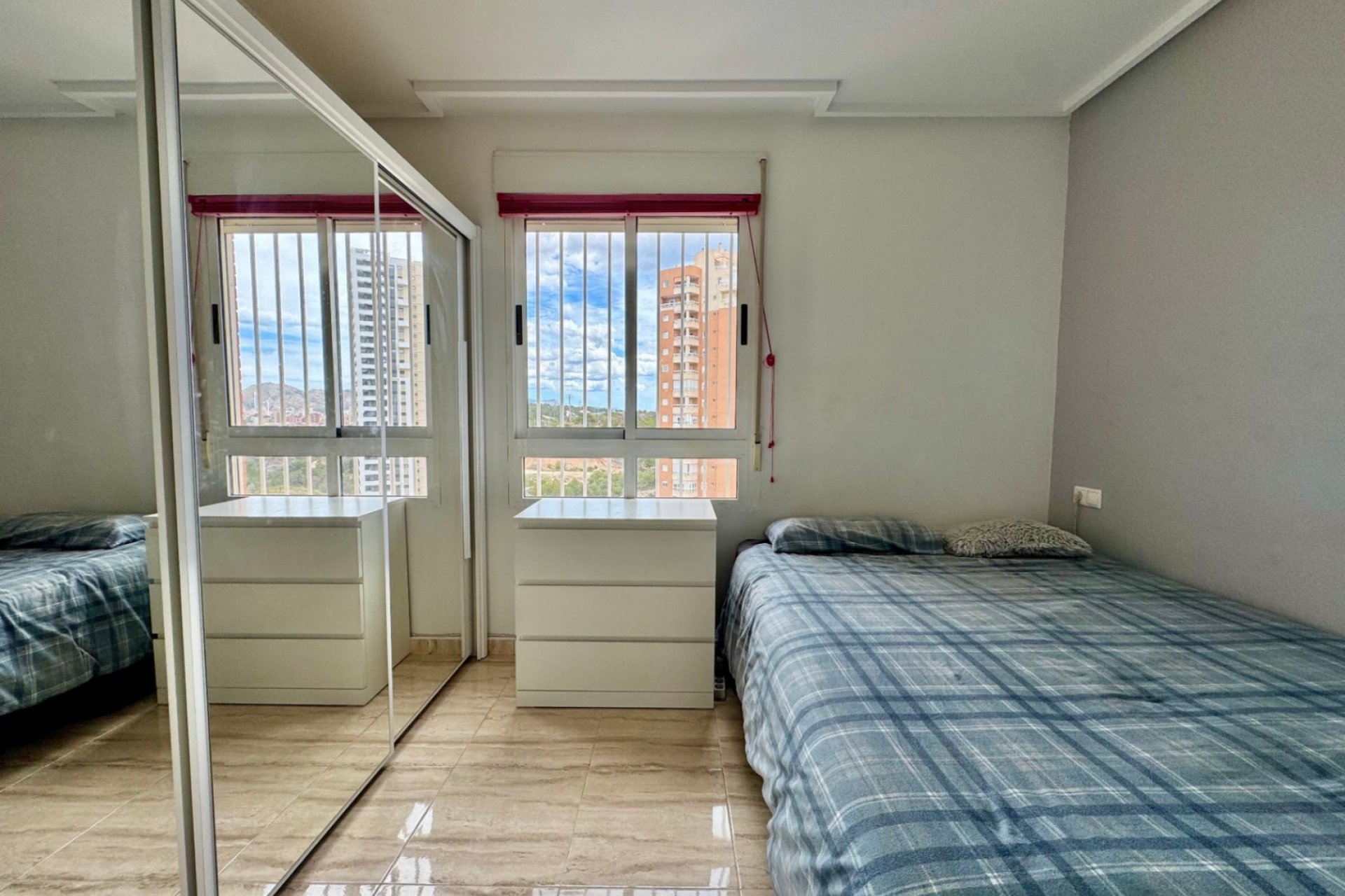 Videresalg - apartment -
Benidorm - Playa Poniente