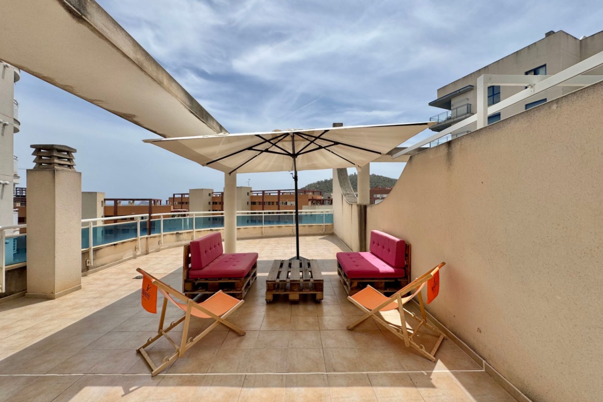 Videresalg - apartment -
Finestrat - Cala de Finestrat