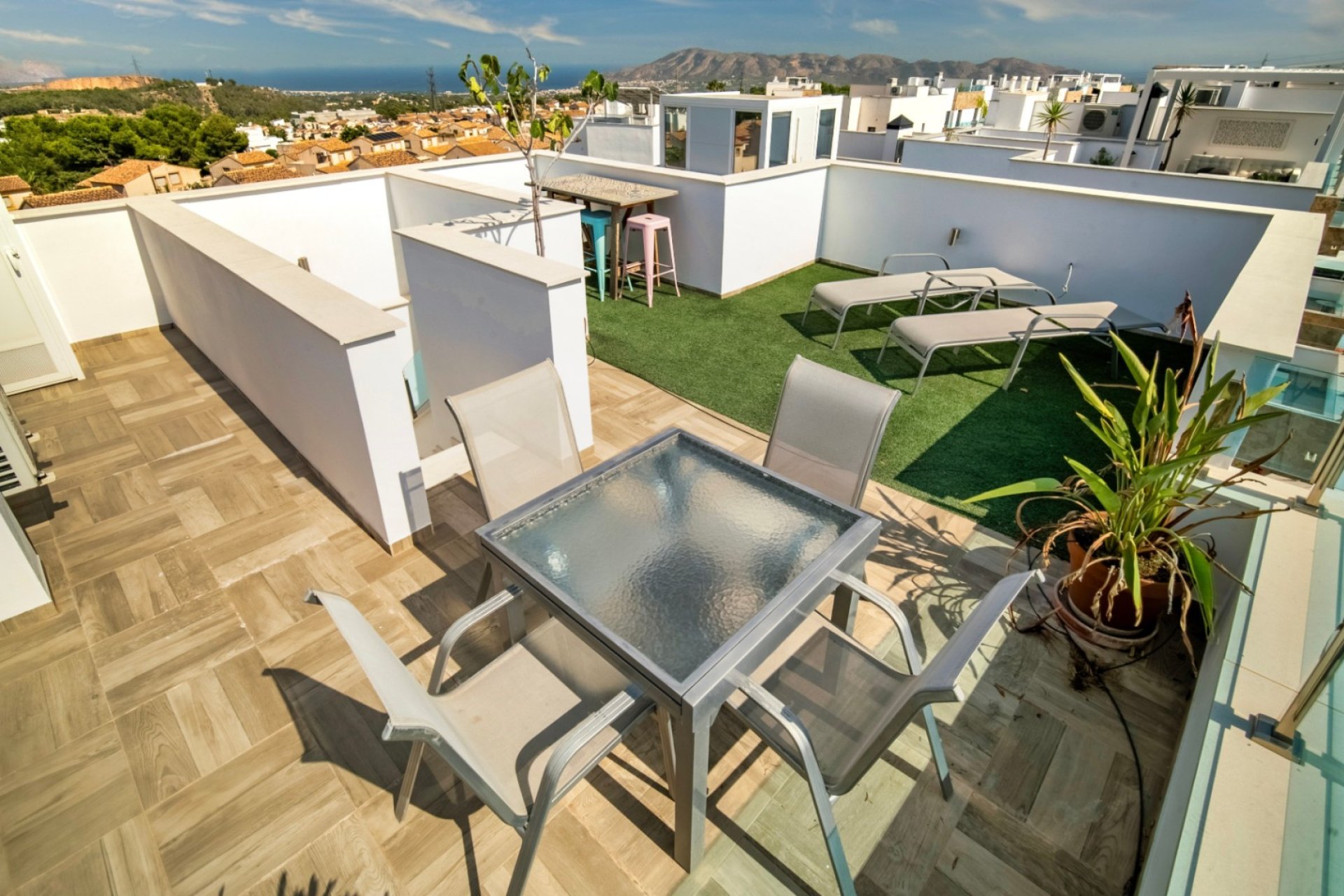 Videresalg - Bungalow -
Polop - La Alberca